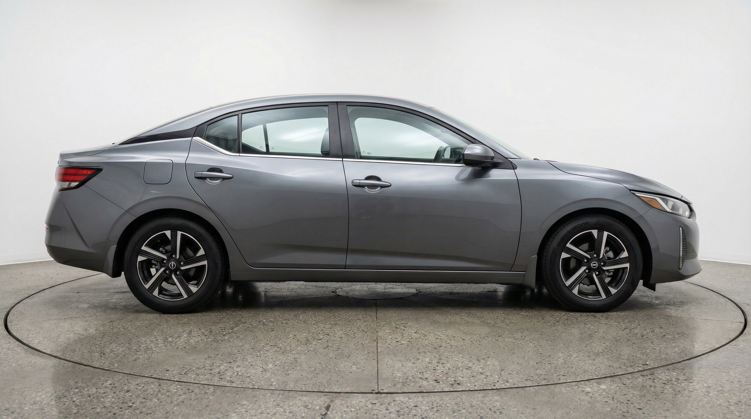 Thumbnail: 2025 Nissan Sentra - 11