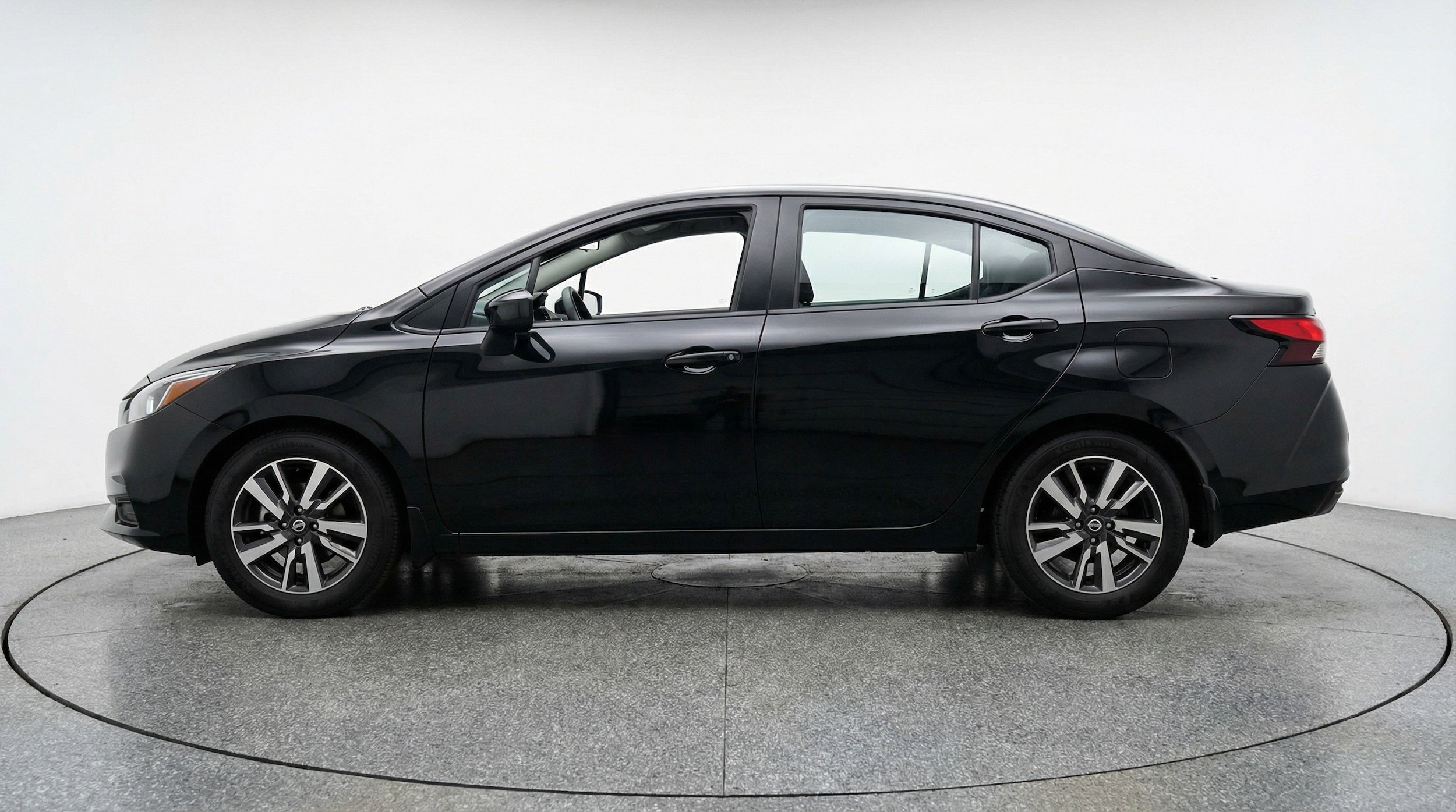 Thumbnail: 2025 Nissan Versa - 5
