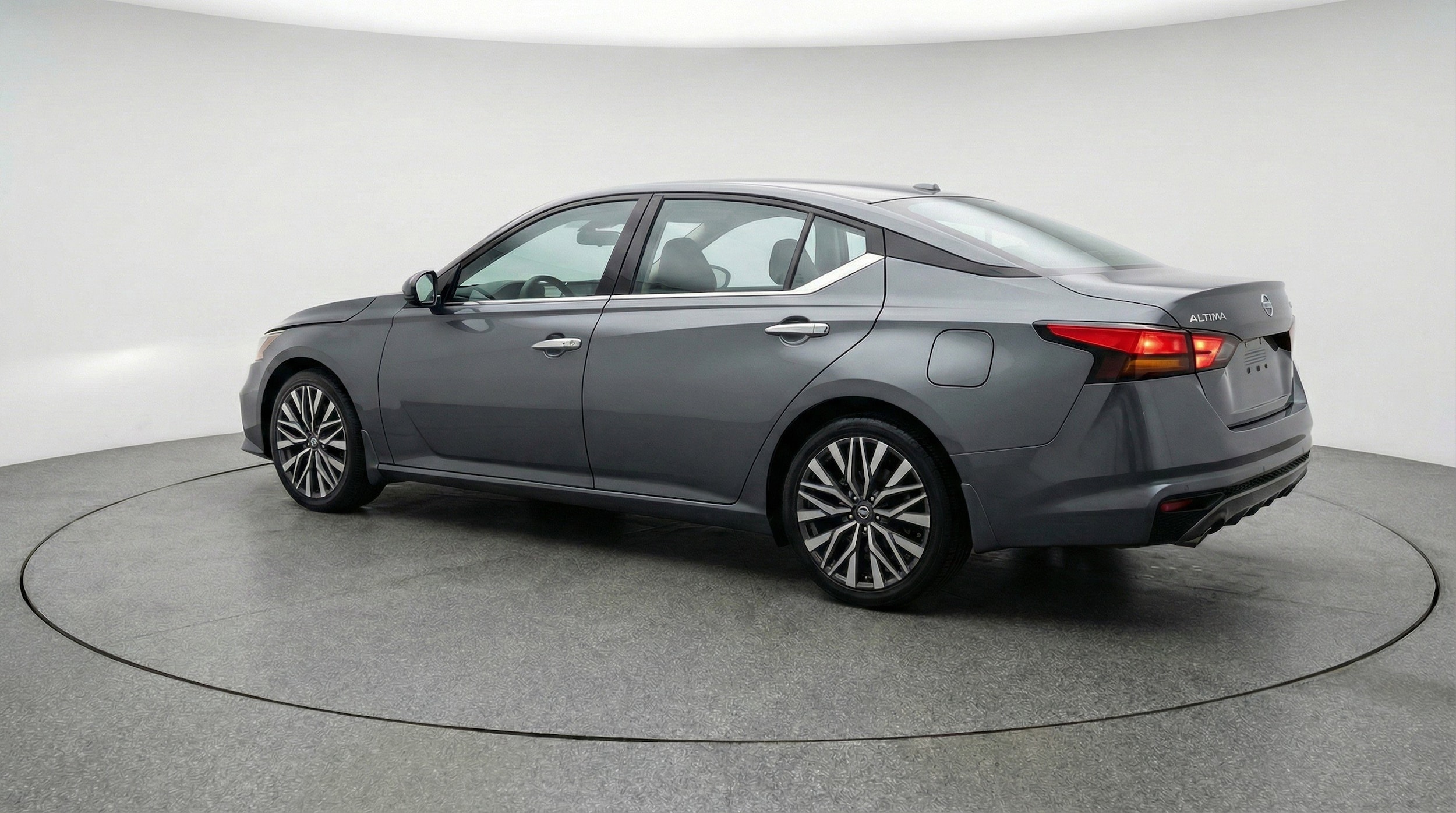 Thumbnail: 2025 Nissan Altima - 6