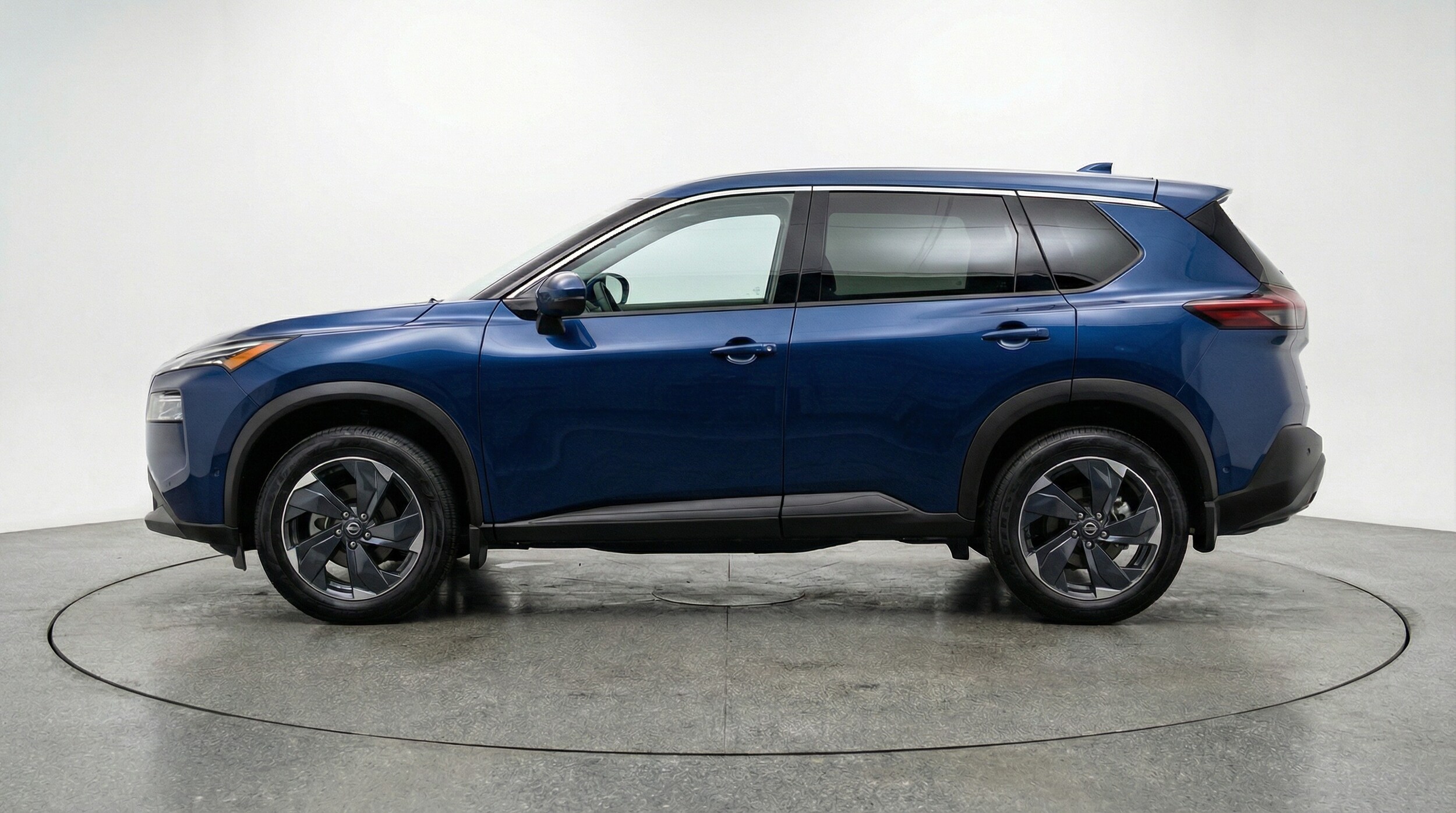 Thumbnail: 2025 Nissan Rogue - 4