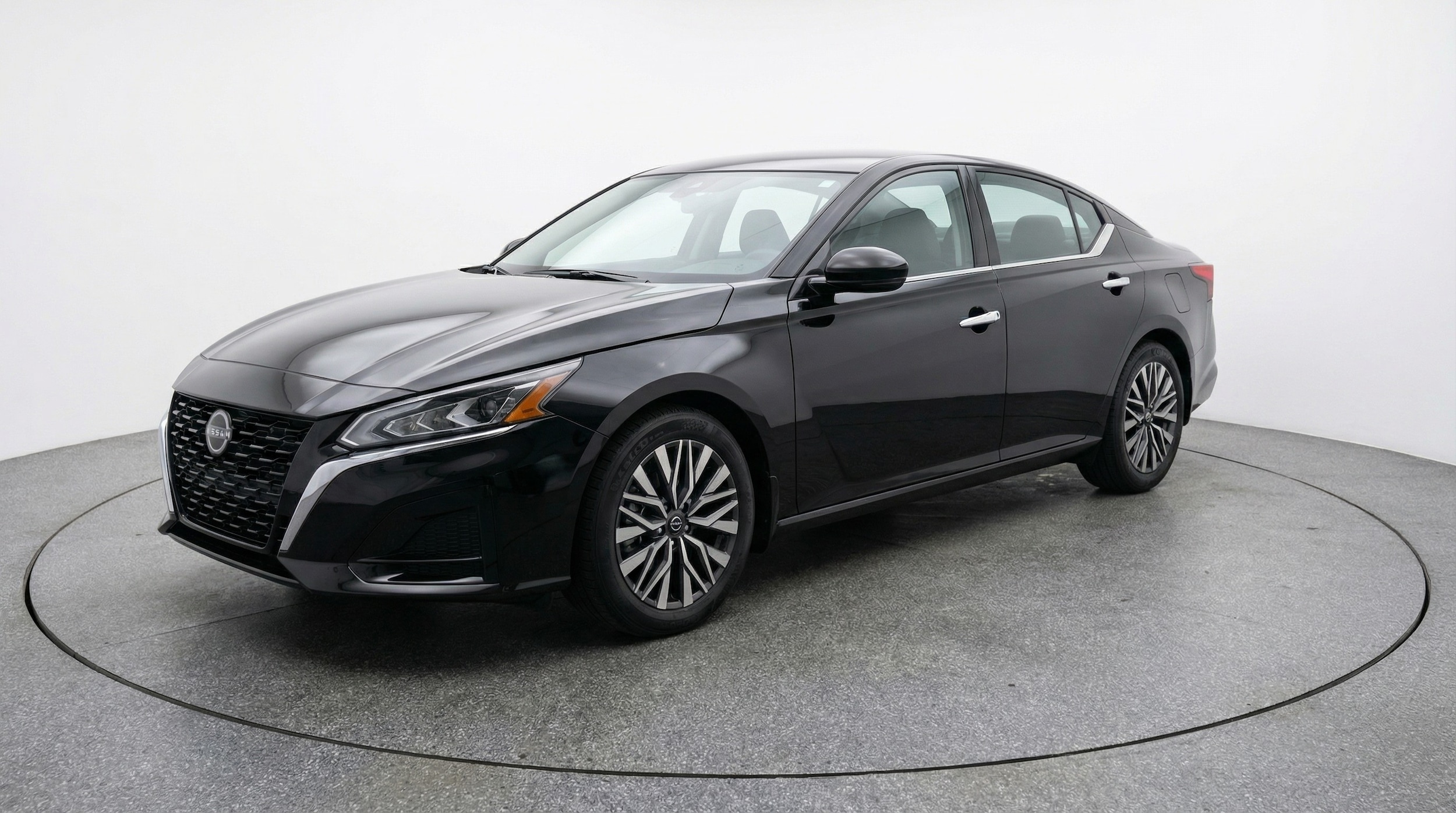 Thumbnail: 2025 Nissan Altima - 3