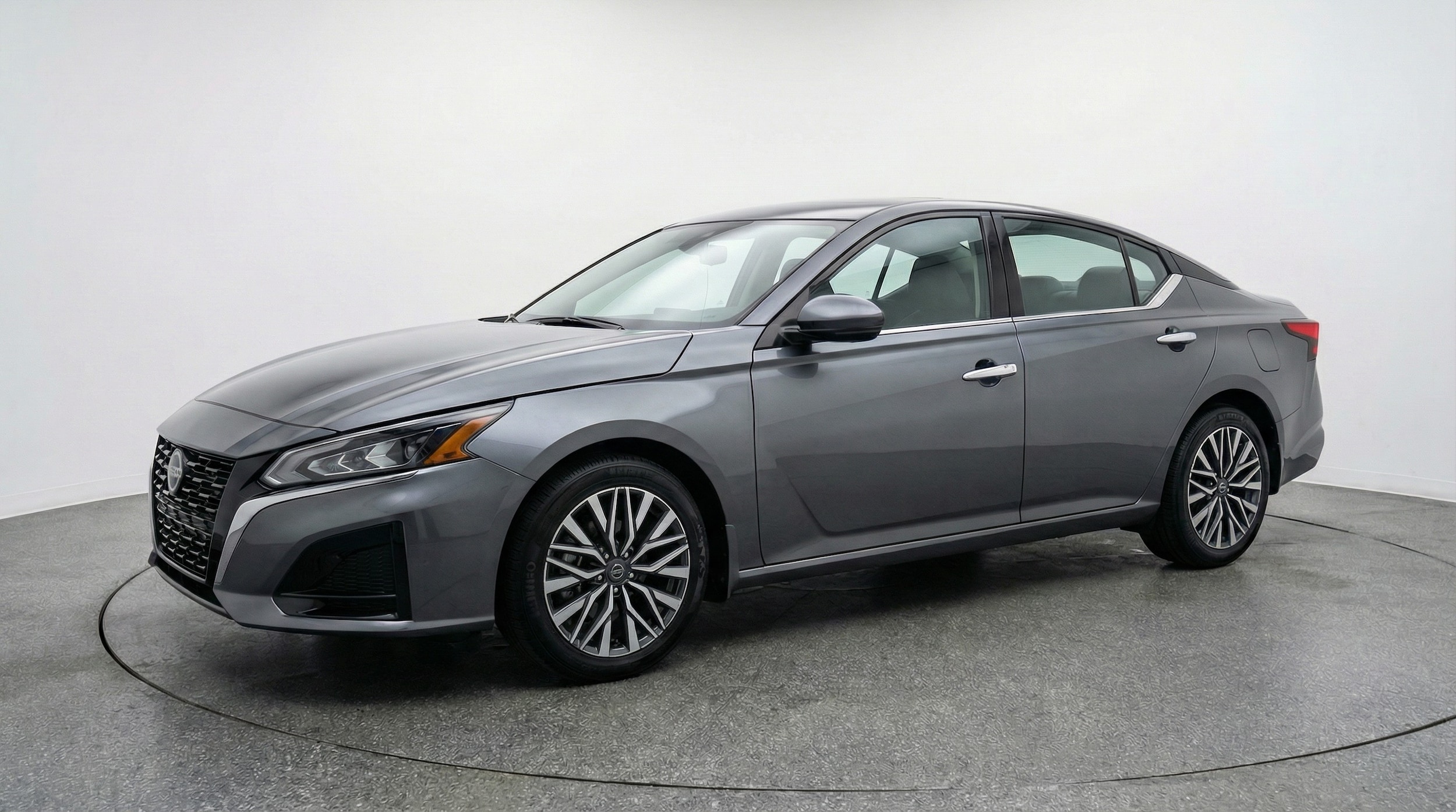 Thumbnail: 2025 Nissan Altima - 3