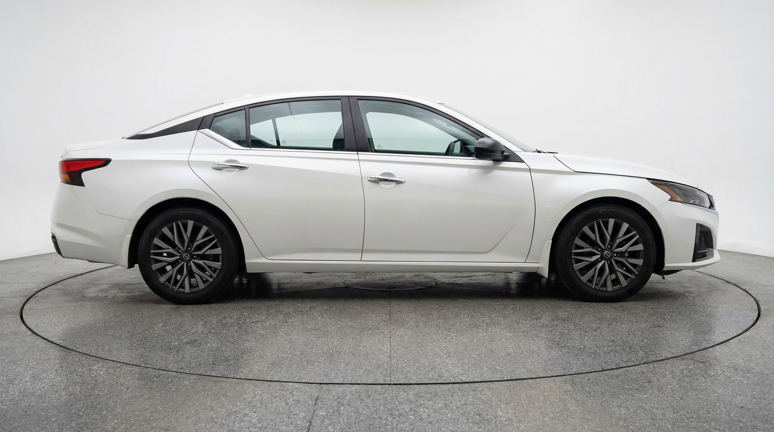 Thumbnail: 2025 Nissan Altima - 11