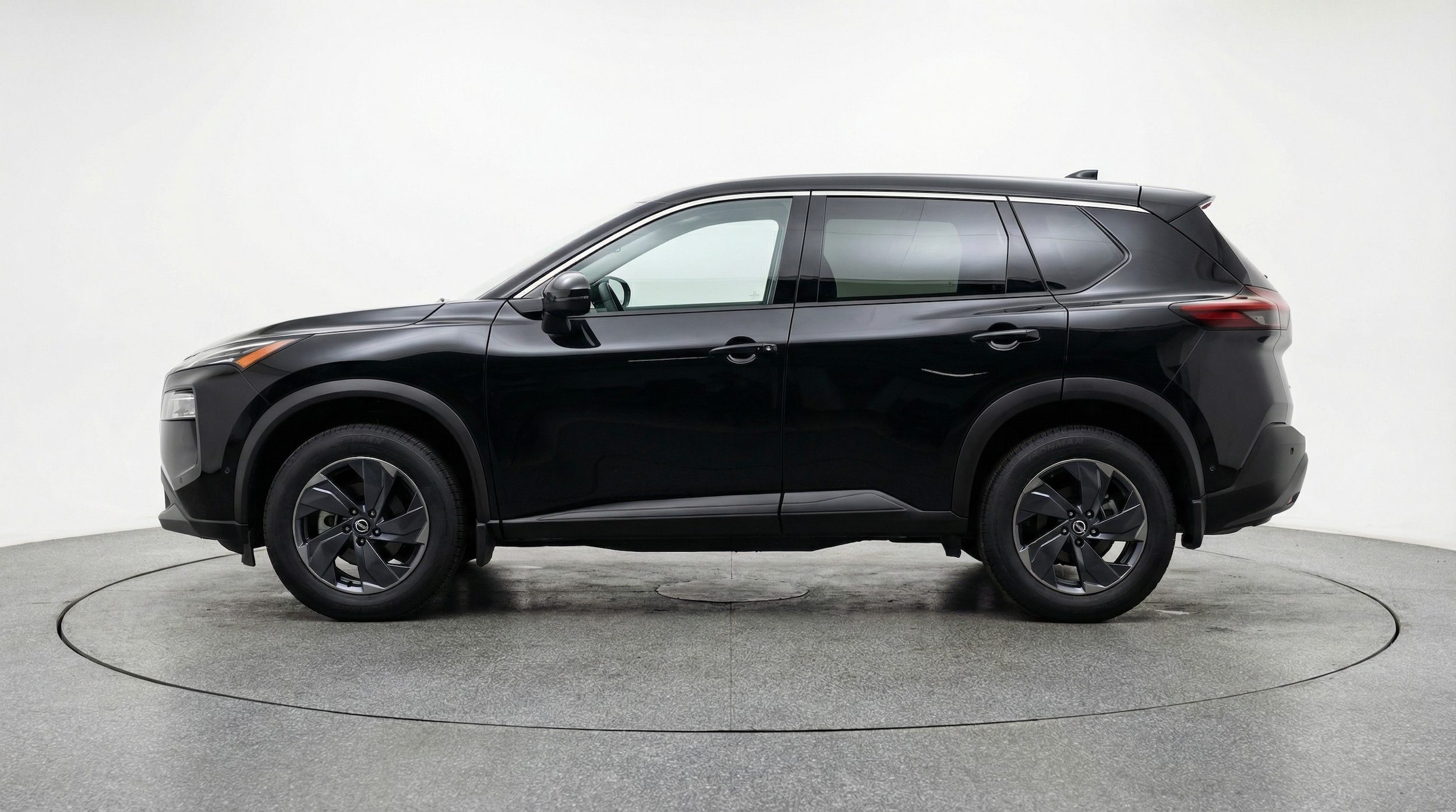 Thumbnail: 2025 Nissan Rogue - 4