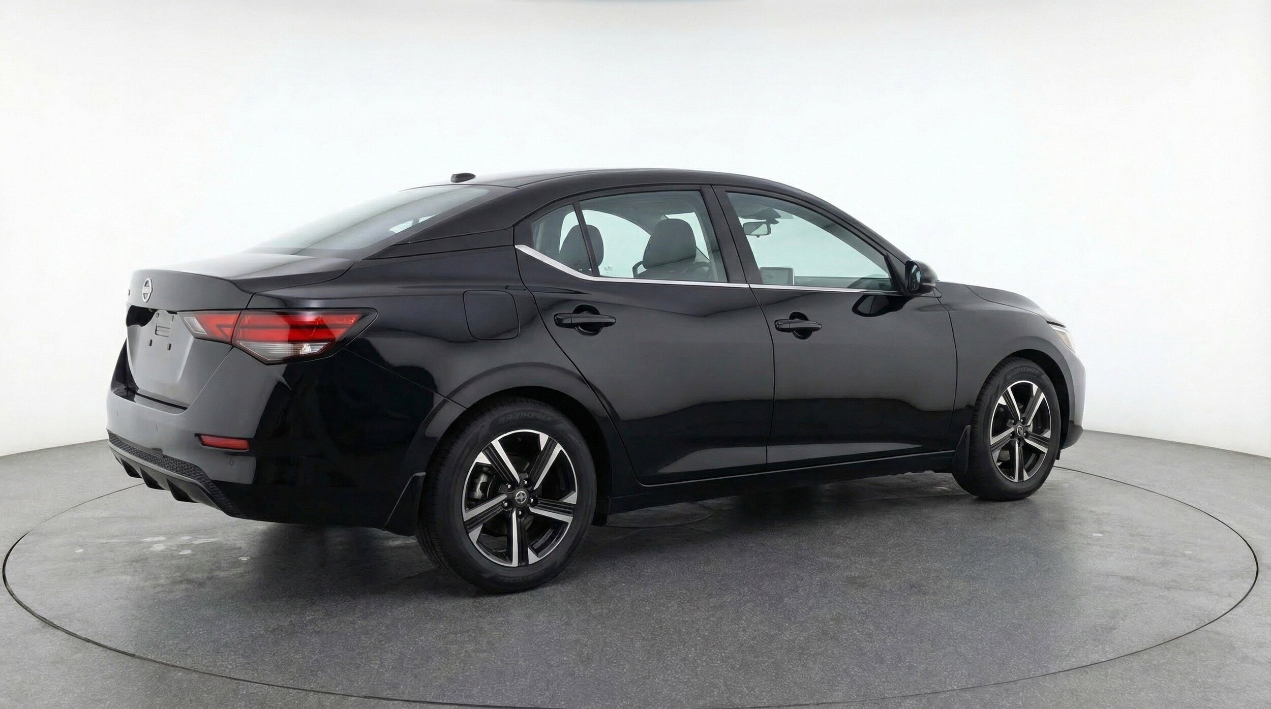 Thumbnail: 2025 Nissan Sentra - 9