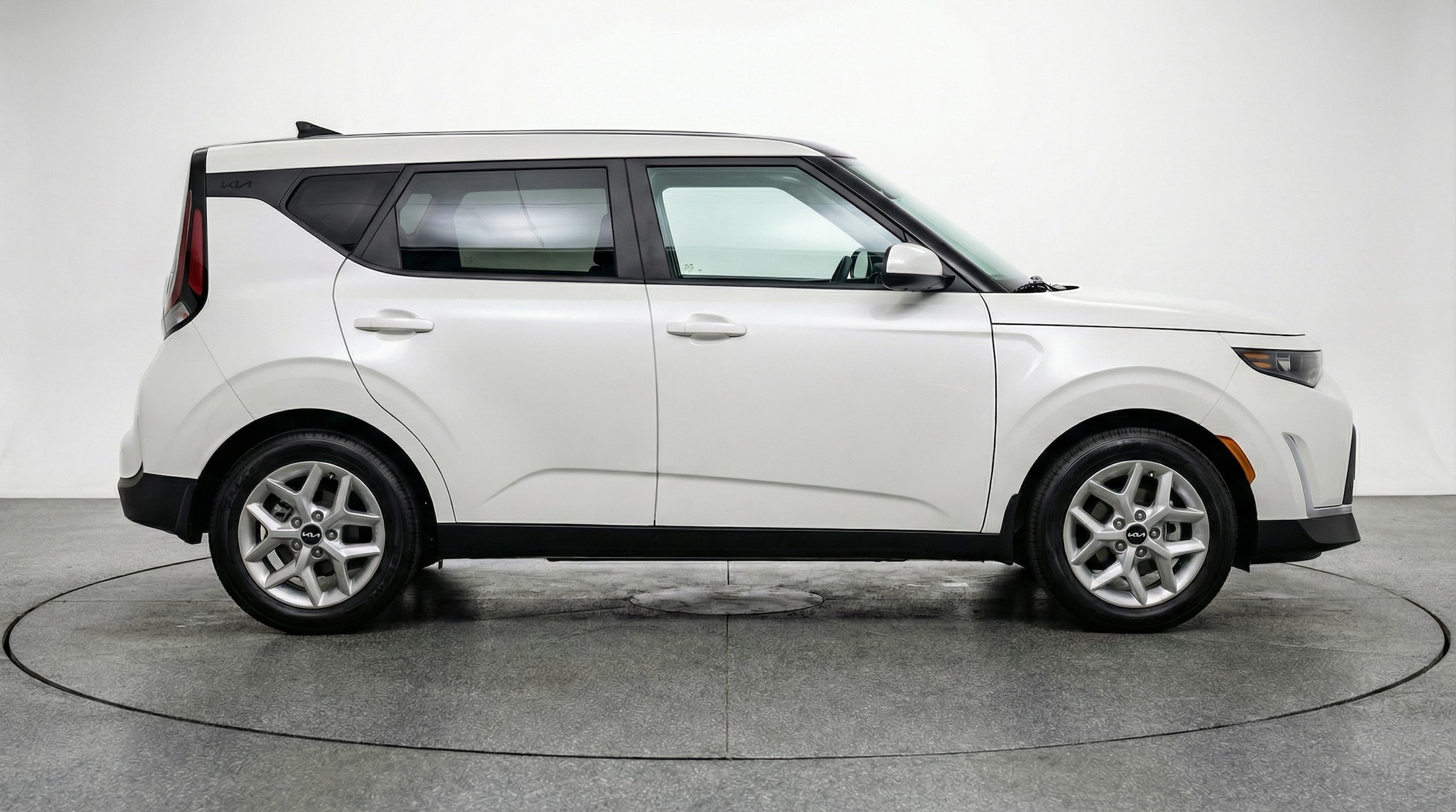 Thumbnail: 2025 Kia Soul - 8