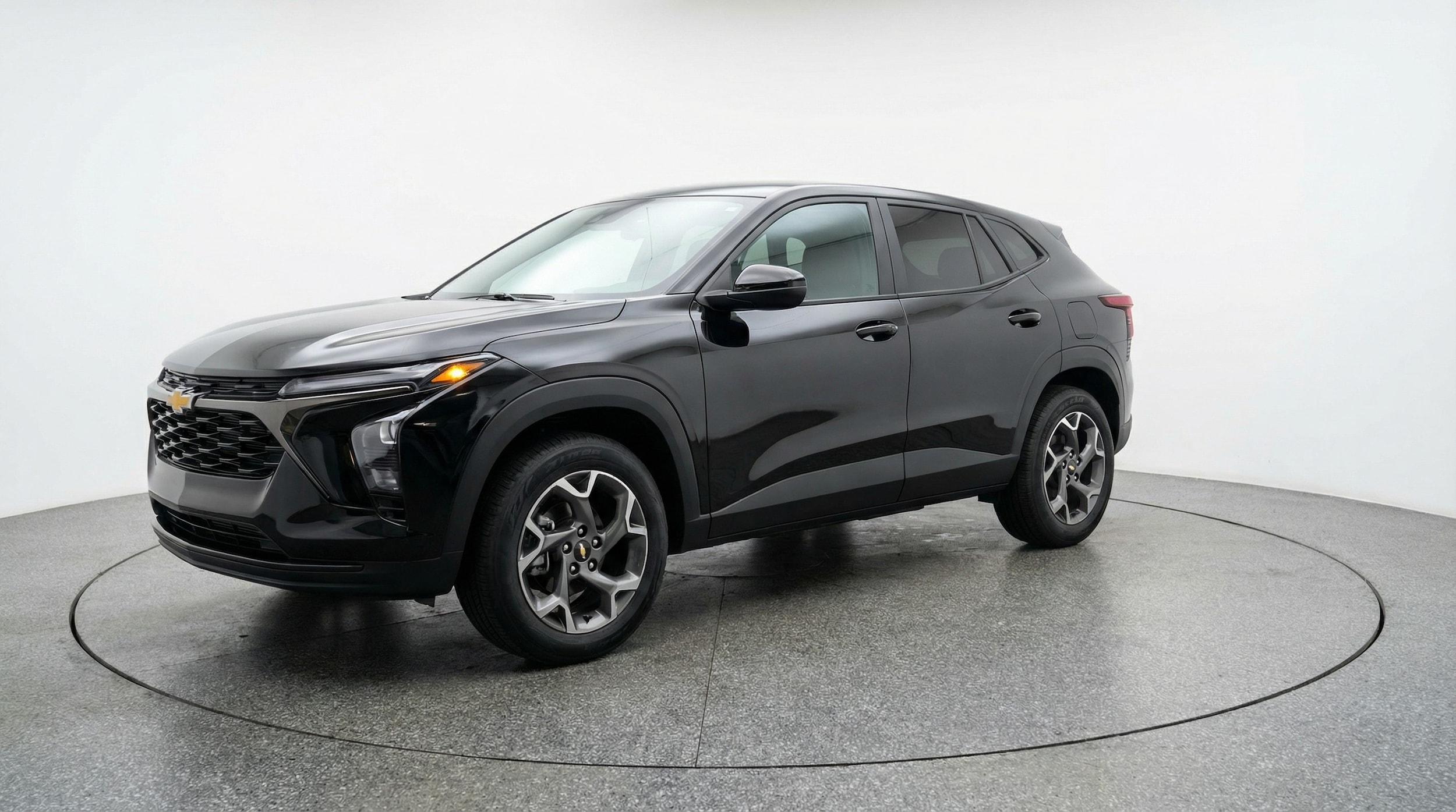 Thumbnail: 2025 Chevrolet Trax - 3