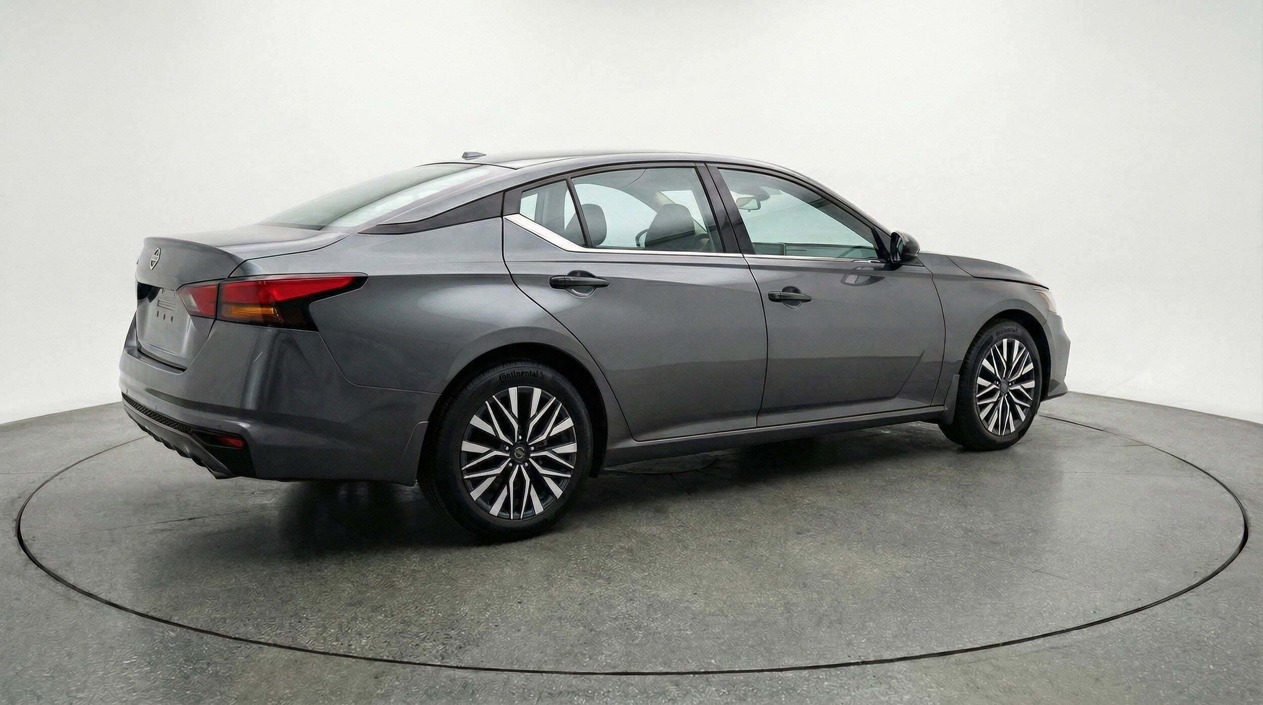 Thumbnail: 2025 Nissan Altima - 9