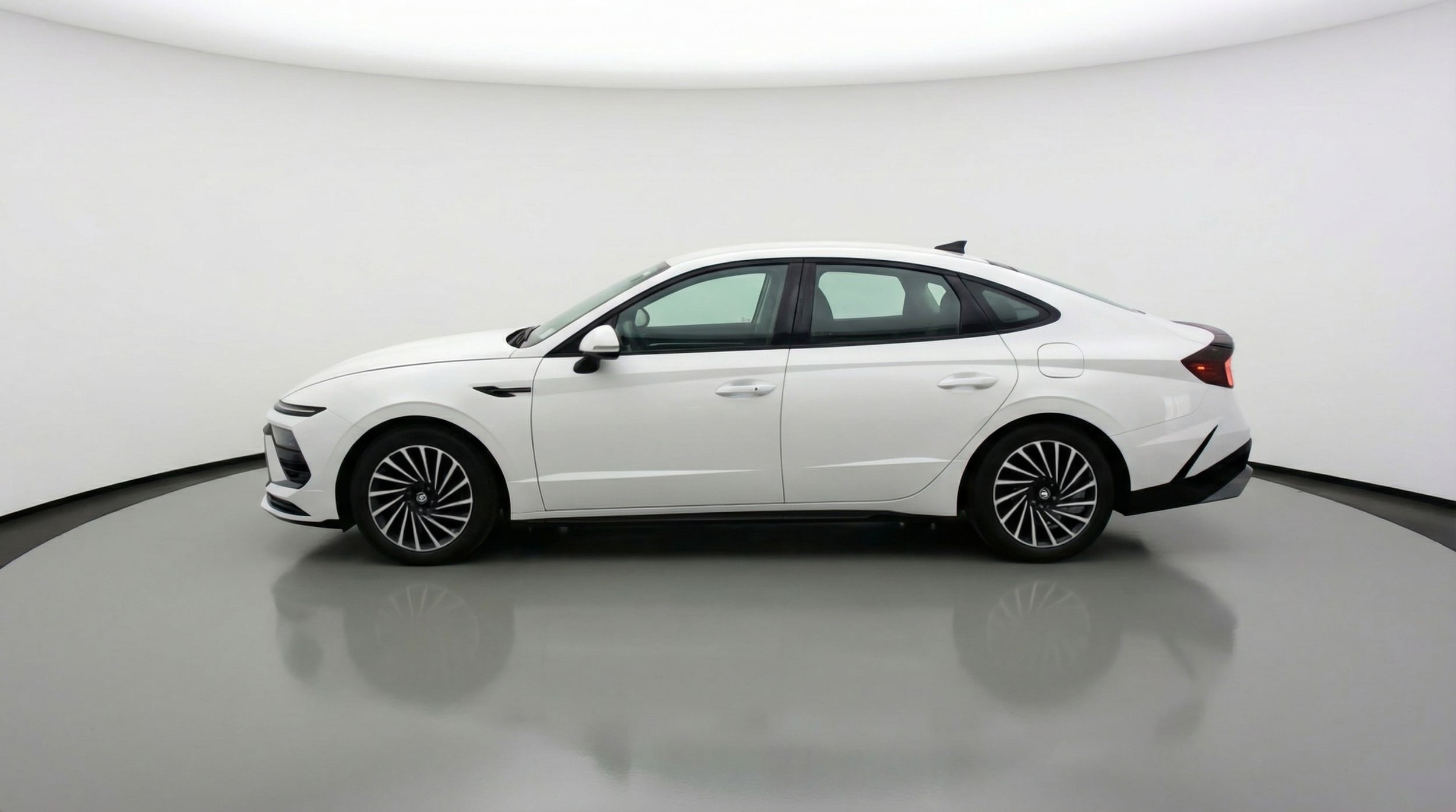 Thumbnail: 2025 Hyundai Sonata - 4