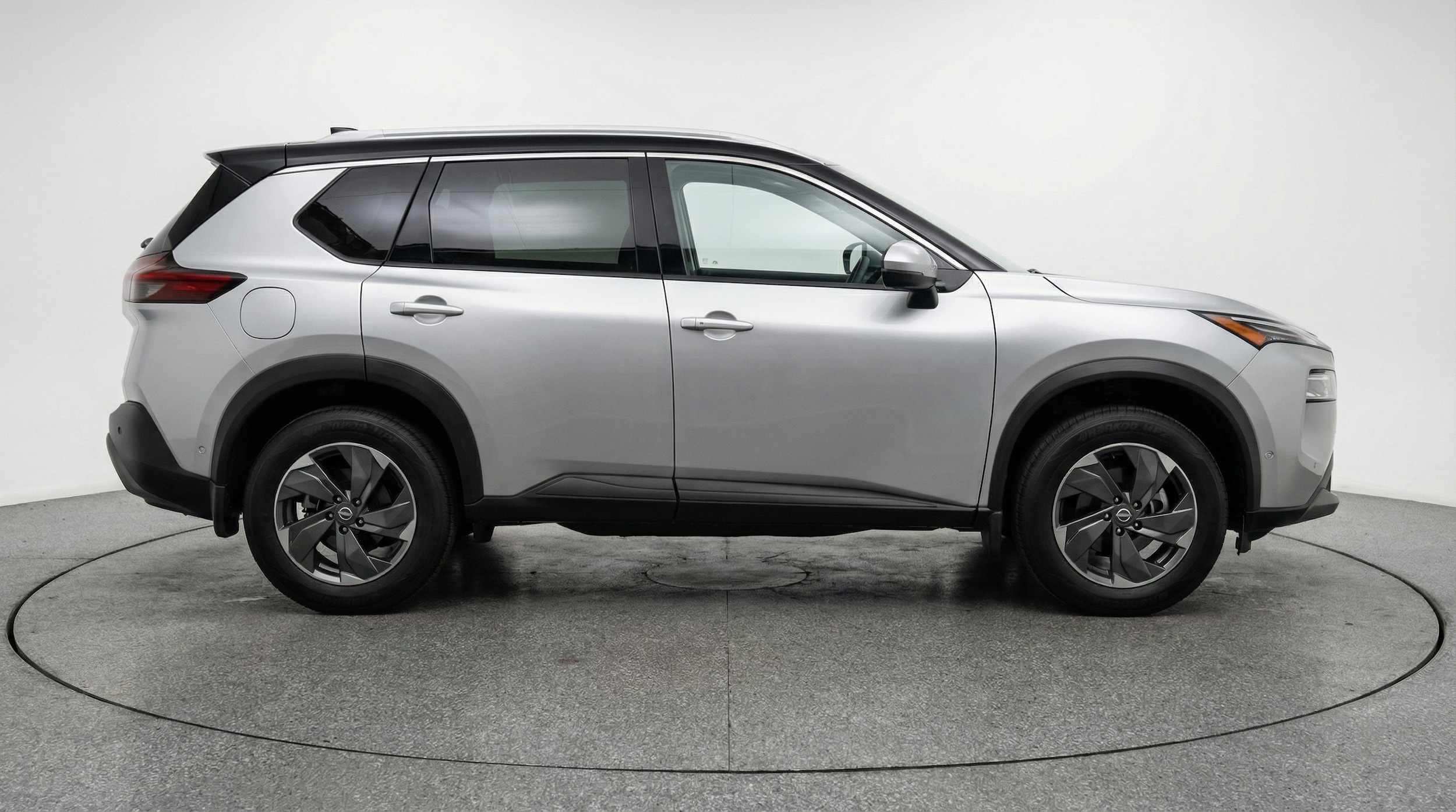 Thumbnail: 2025 Nissan Rogue - 8