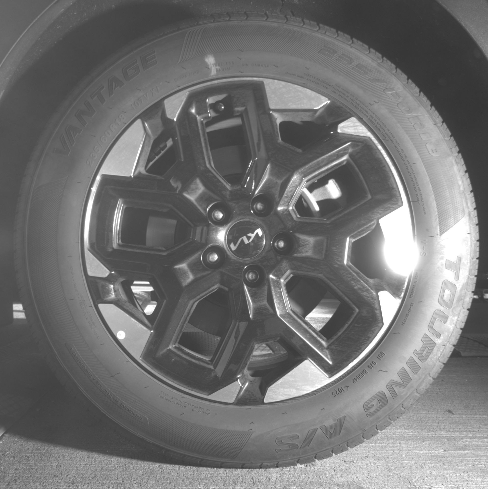 Thumbnail: 2024 Kia Sorento - 14