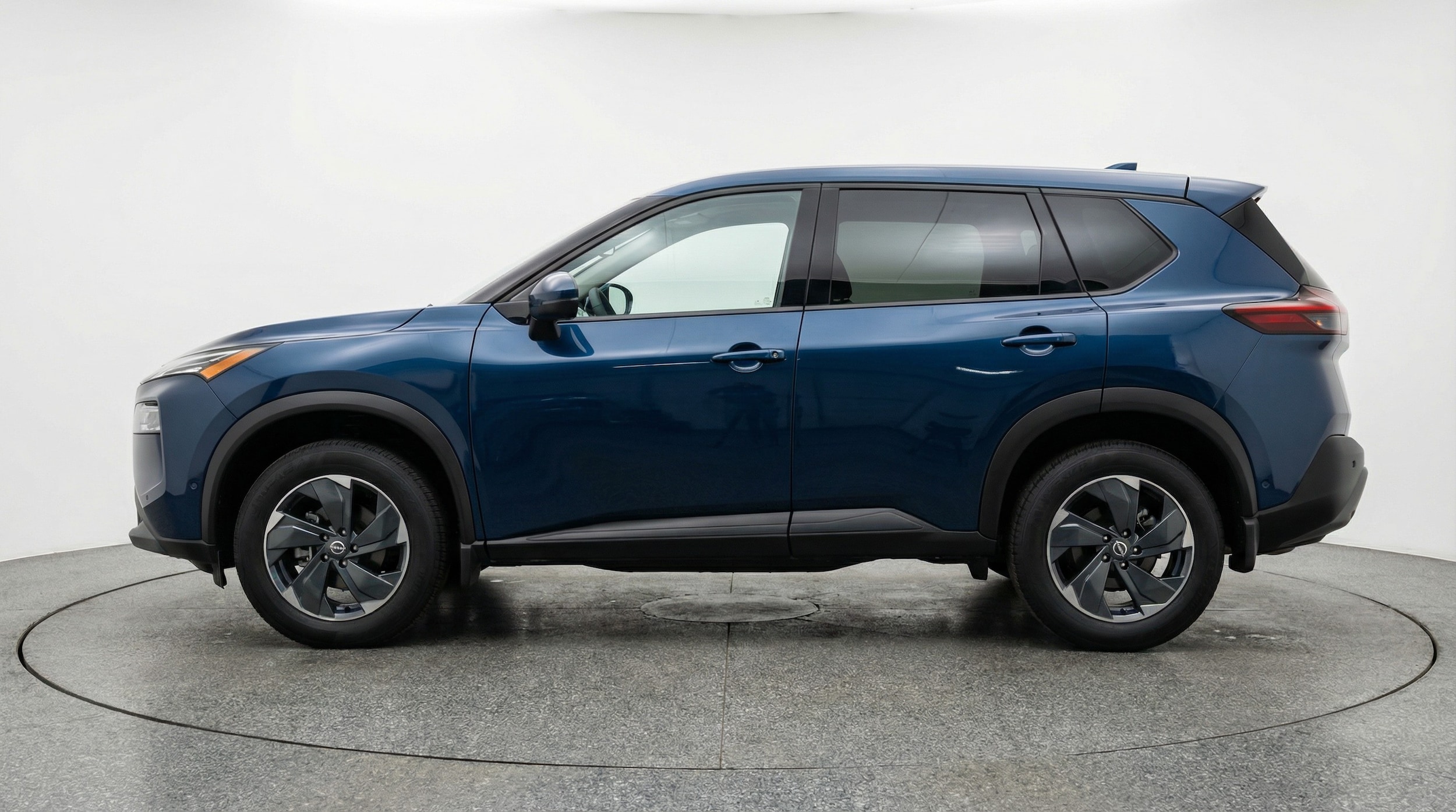 Thumbnail: 2025 Nissan Rogue - 4