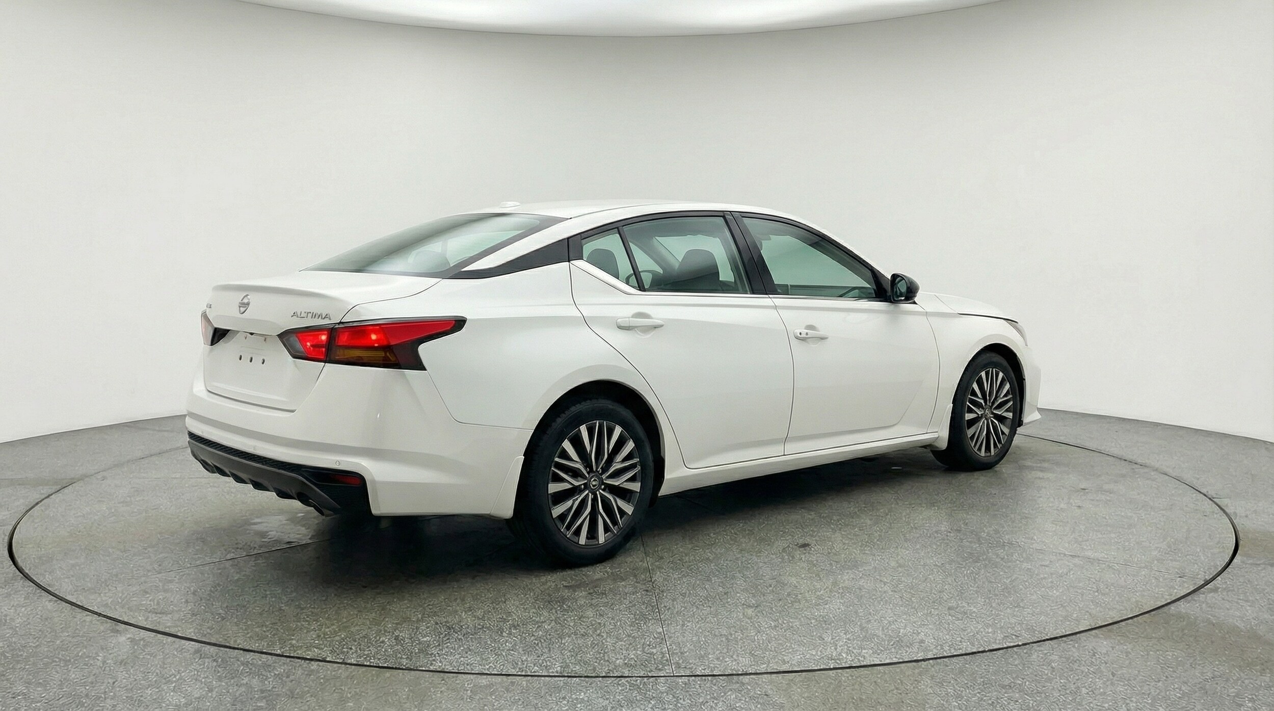 Thumbnail: 2025 Nissan Altima - 7