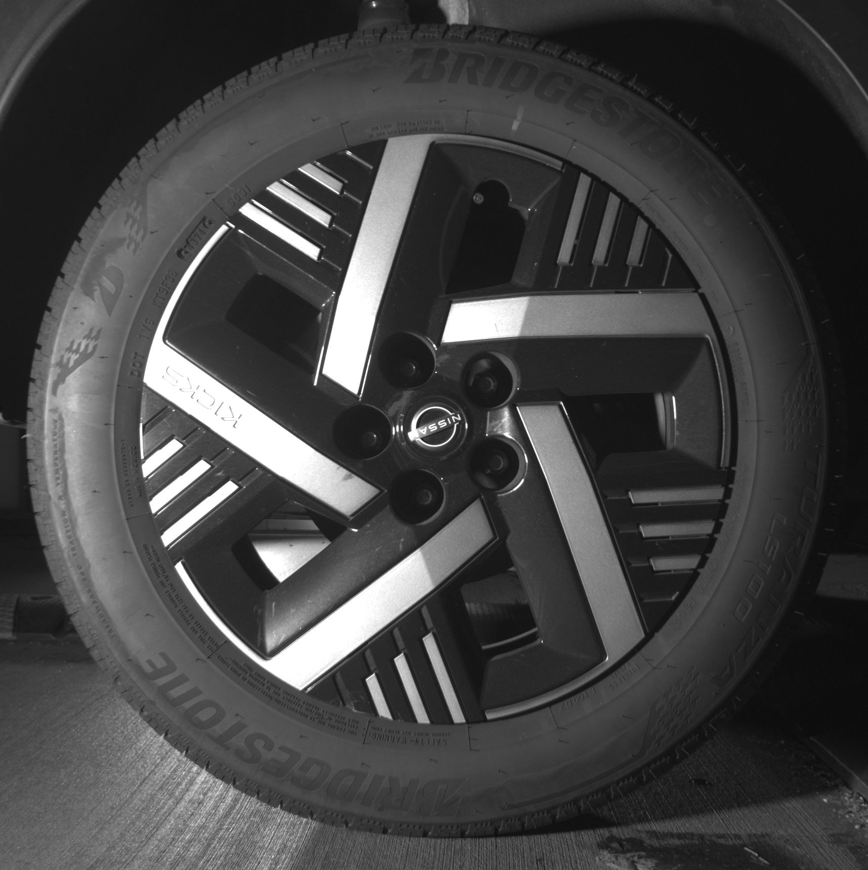 Thumbnail: 2025 Nissan Kicks - 12