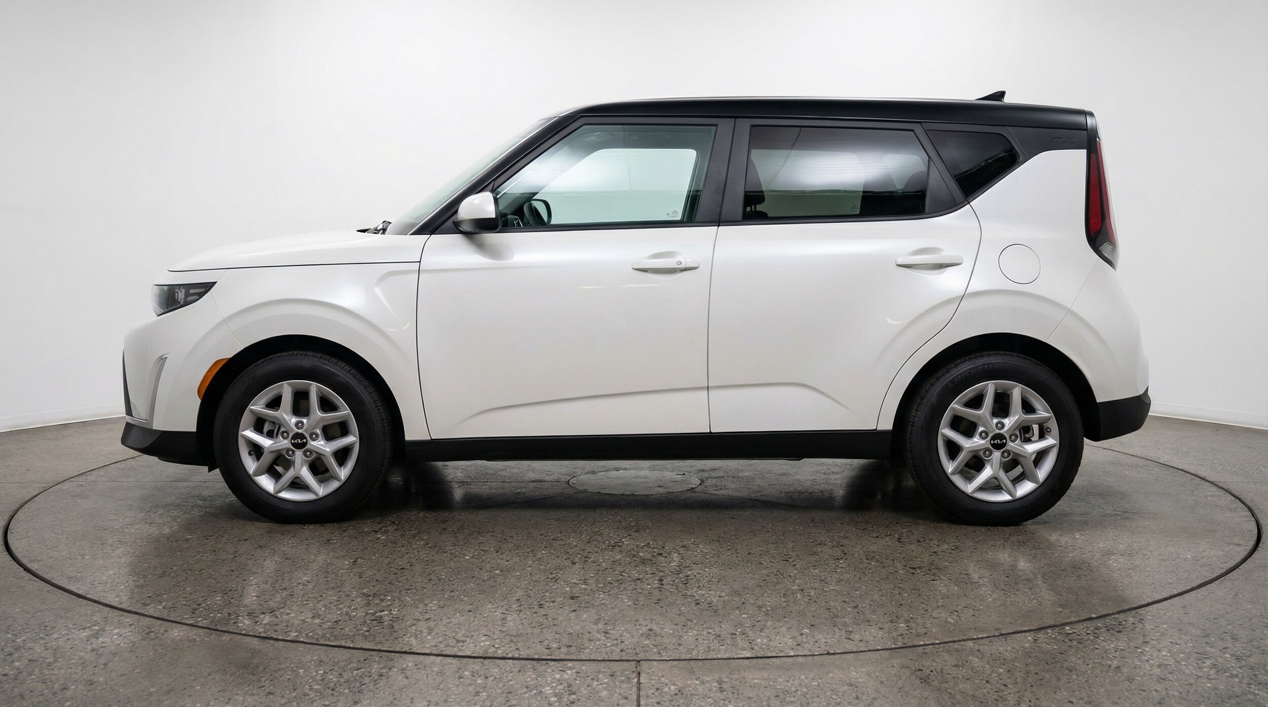 Thumbnail: 2025 Kia Soul - 4