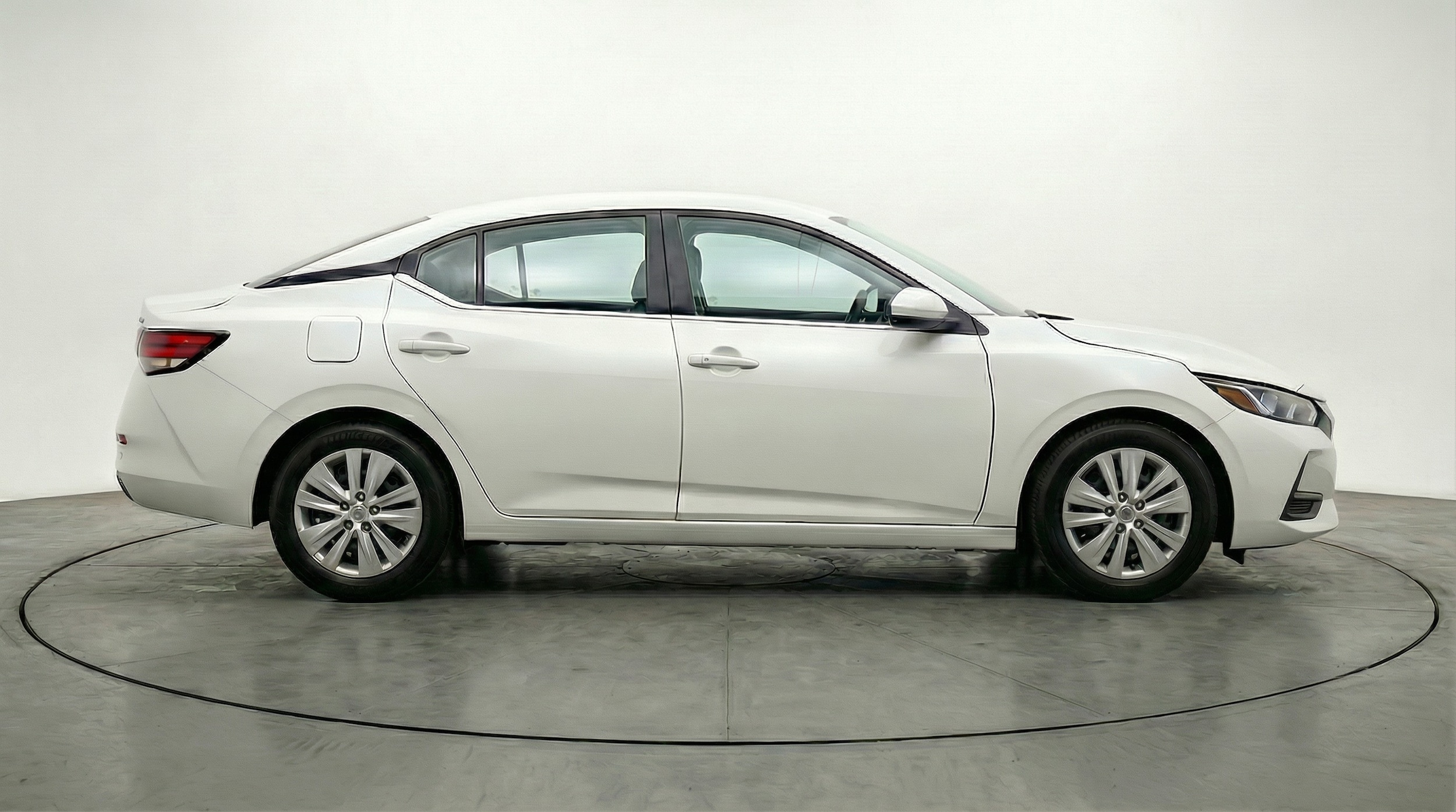 Thumbnail: 2025 Nissan Sentra - 8