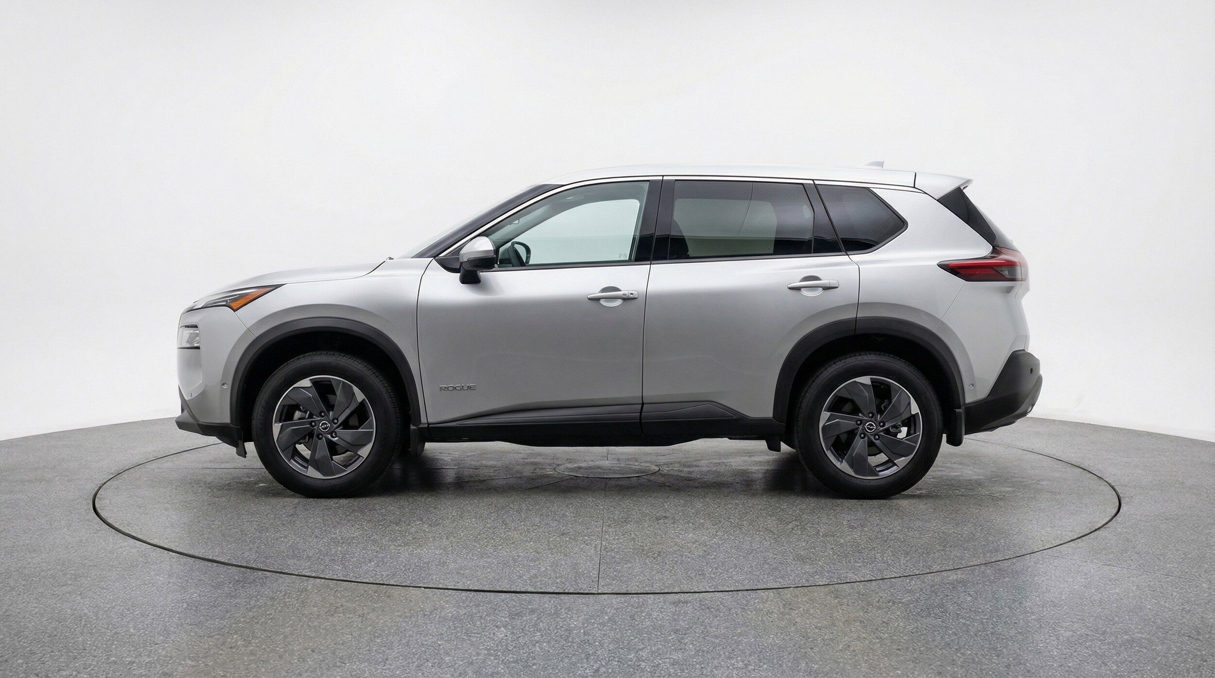Thumbnail: 2025 Nissan Rogue - 5