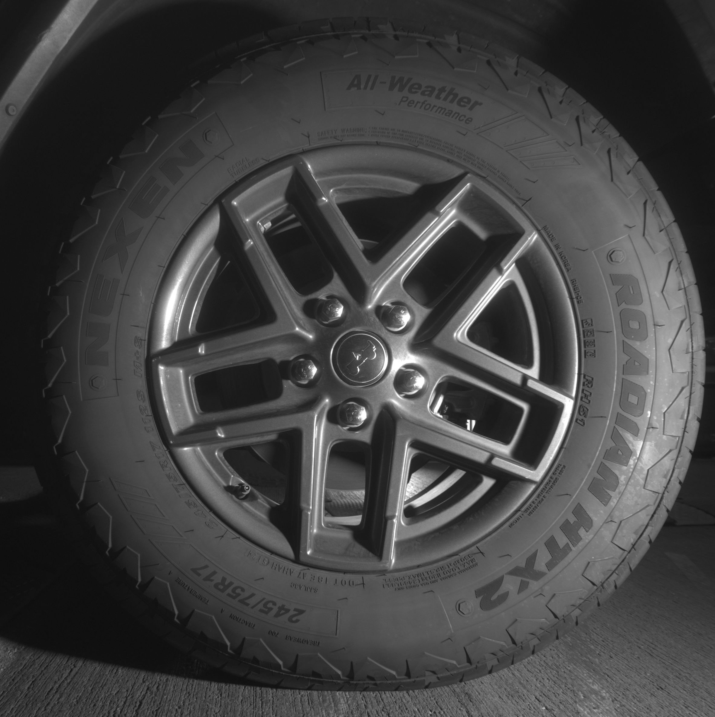 Thumbnail: 2025 Jeep Wrangler - 14