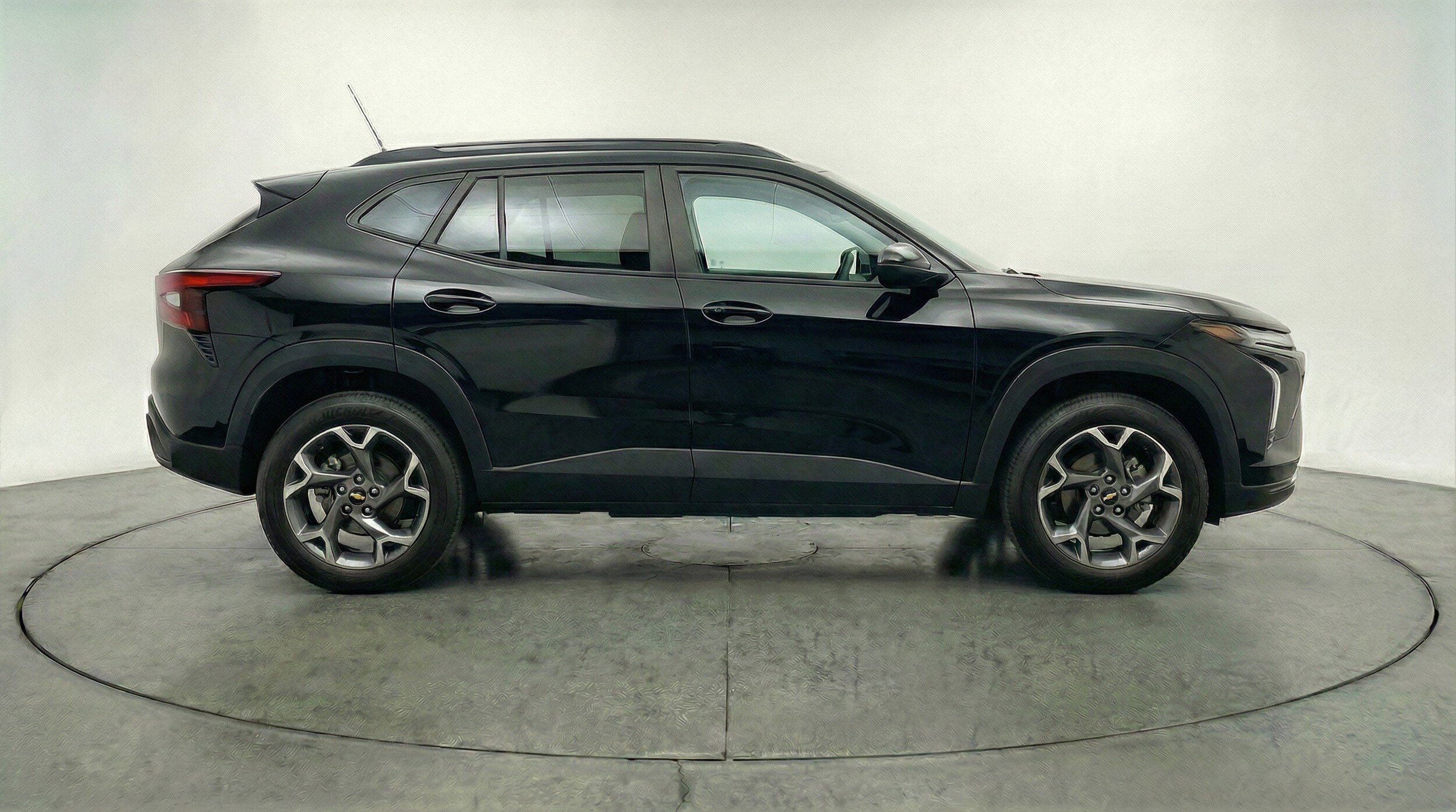 Thumbnail: 2025 Chevrolet Trax - 11