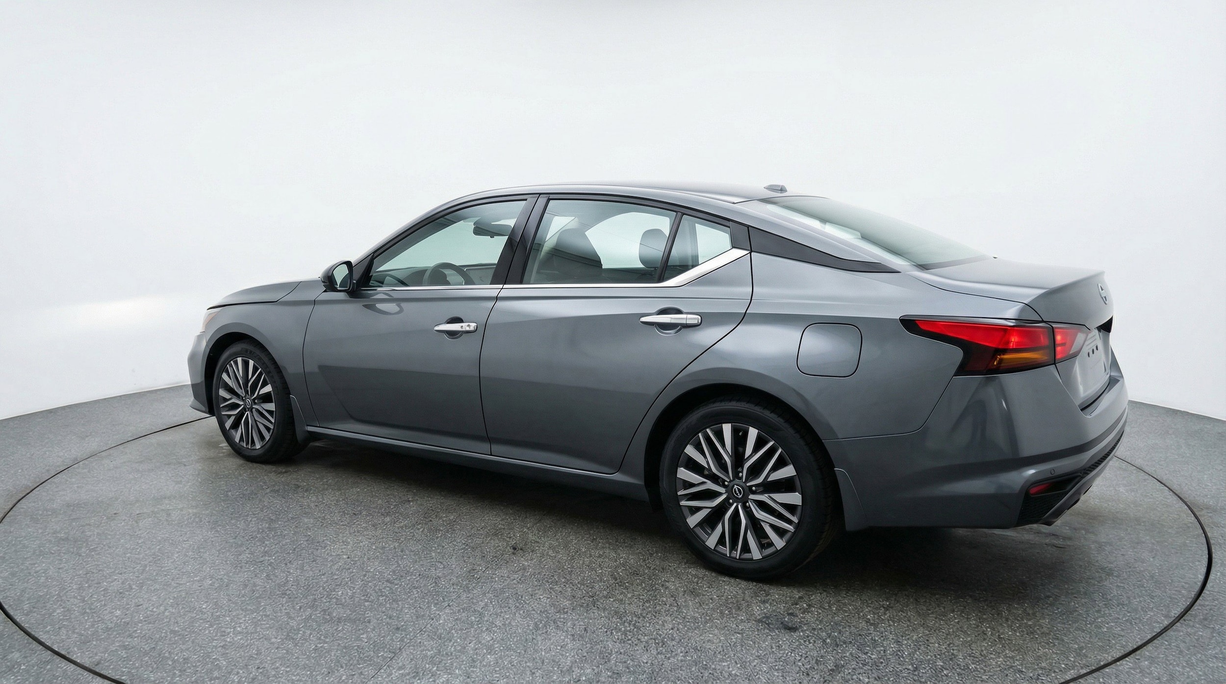 Thumbnail: 2025 Nissan Altima - 6