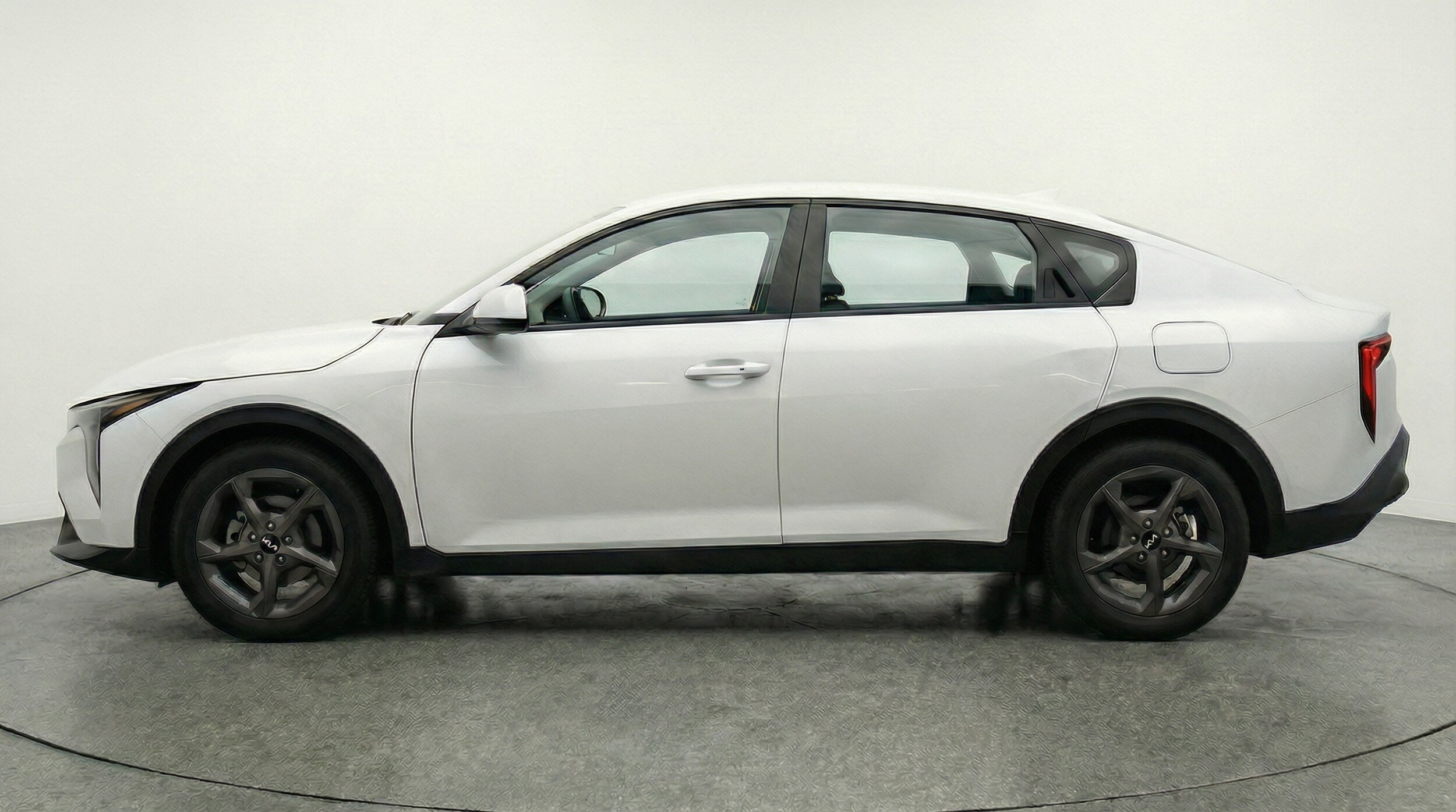 Thumbnail: 2025 Kia K4 - 4