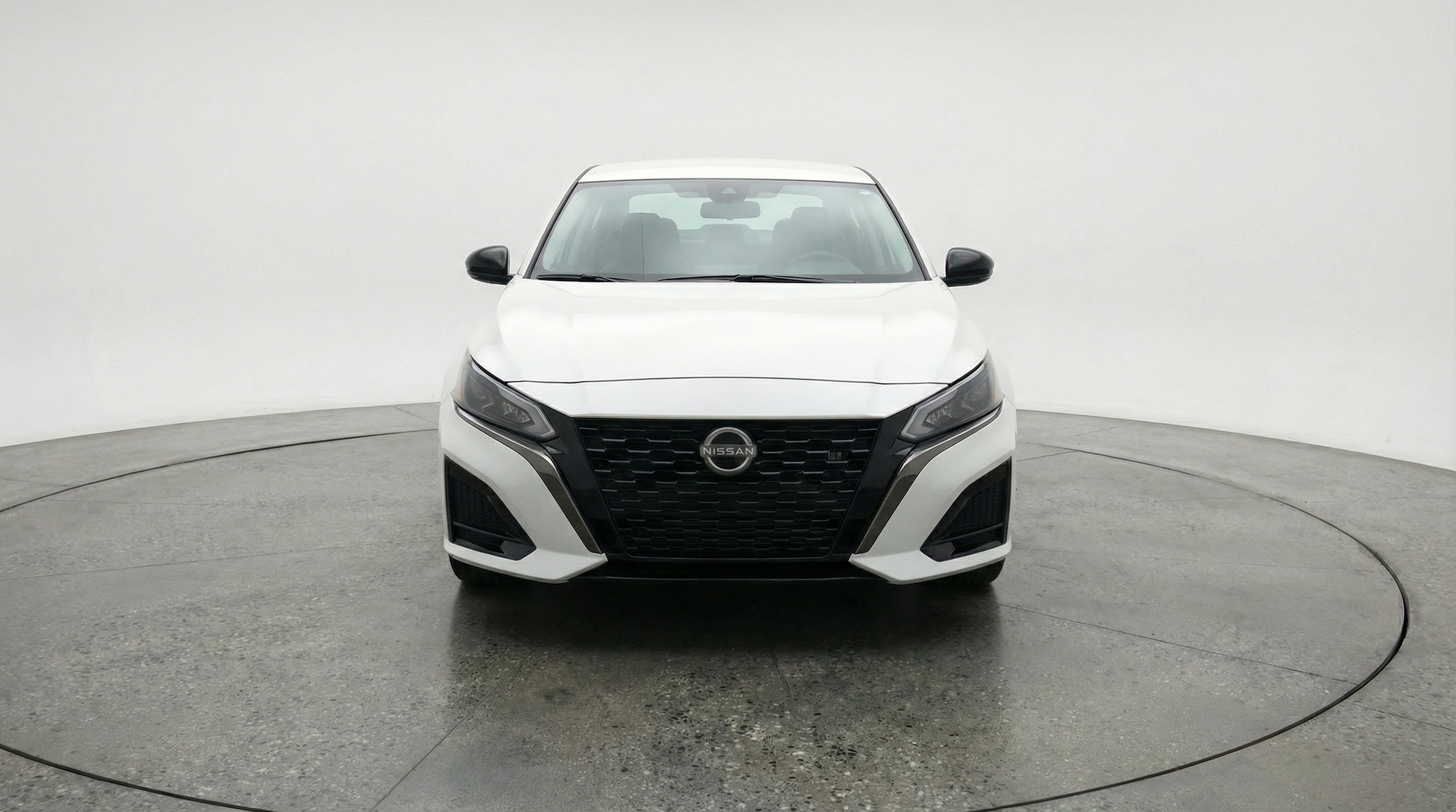 Thumbnail: 2025 Nissan Altima - 2