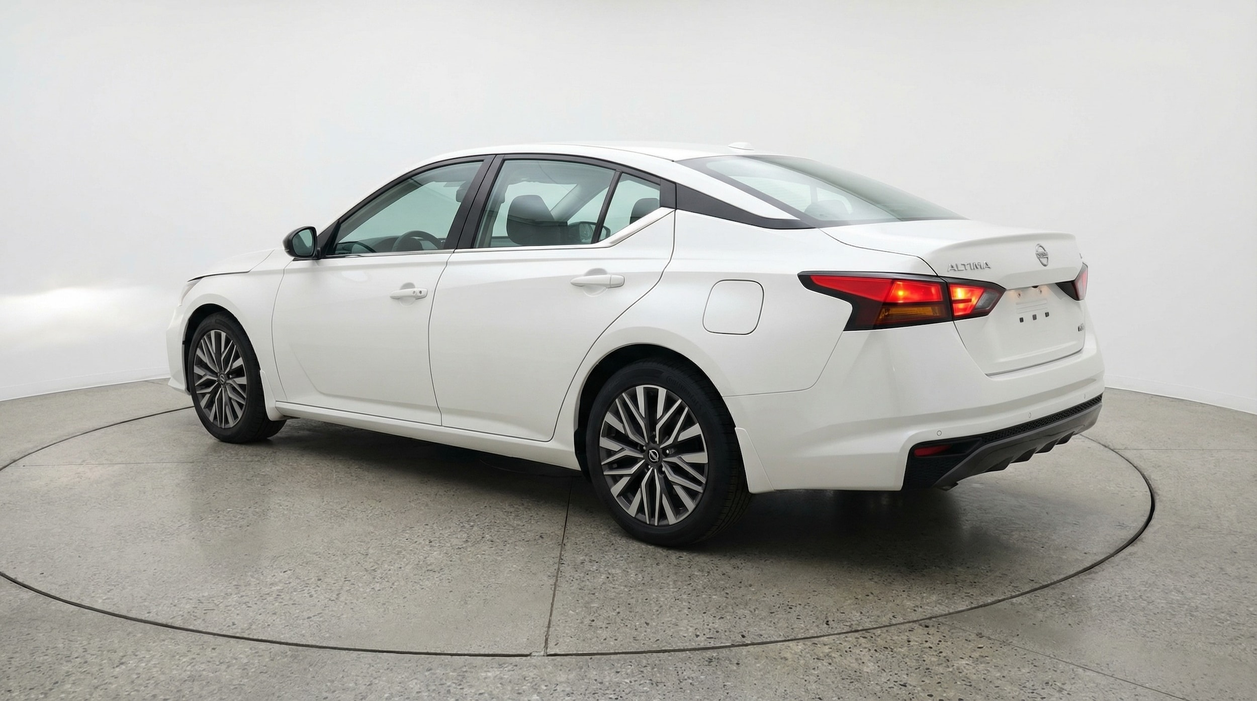 Thumbnail: 2025 Nissan Altima - 5