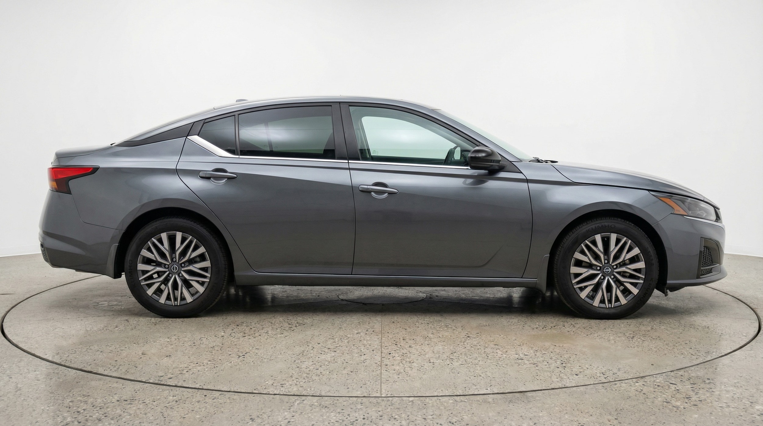 Thumbnail: 2025 Nissan Altima - 8