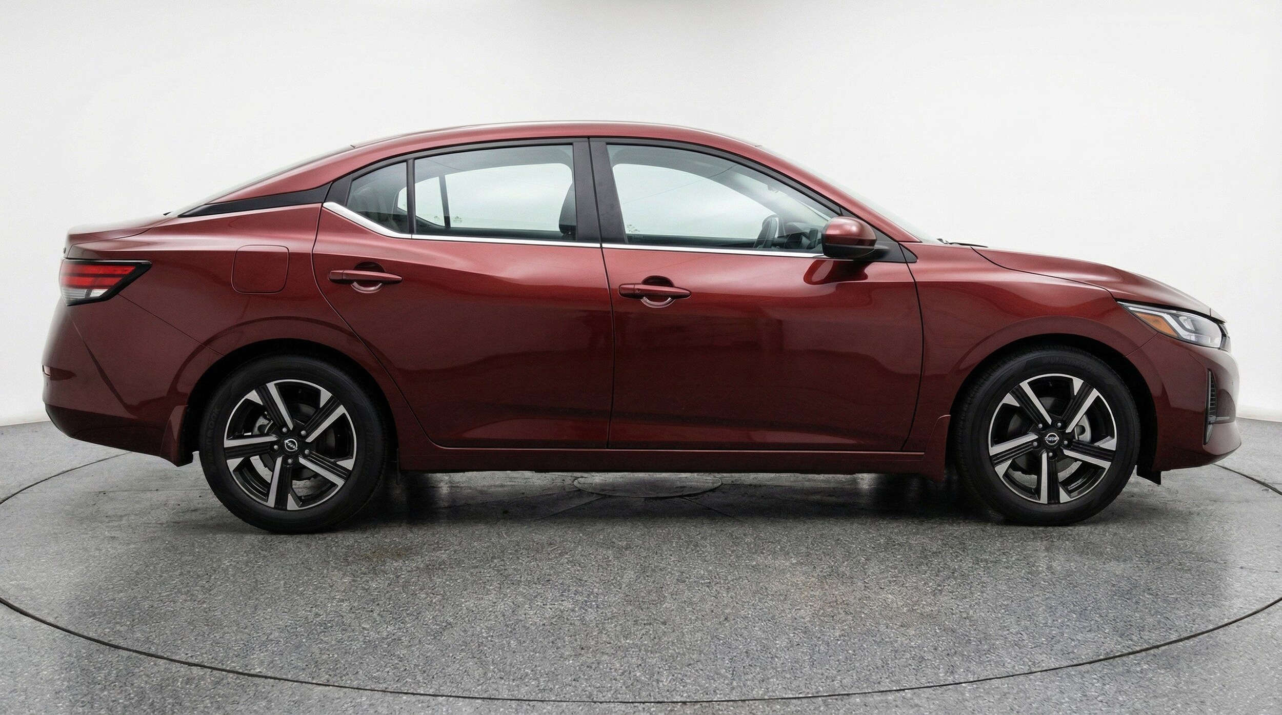 Thumbnail: 2025 Nissan Sentra - 11