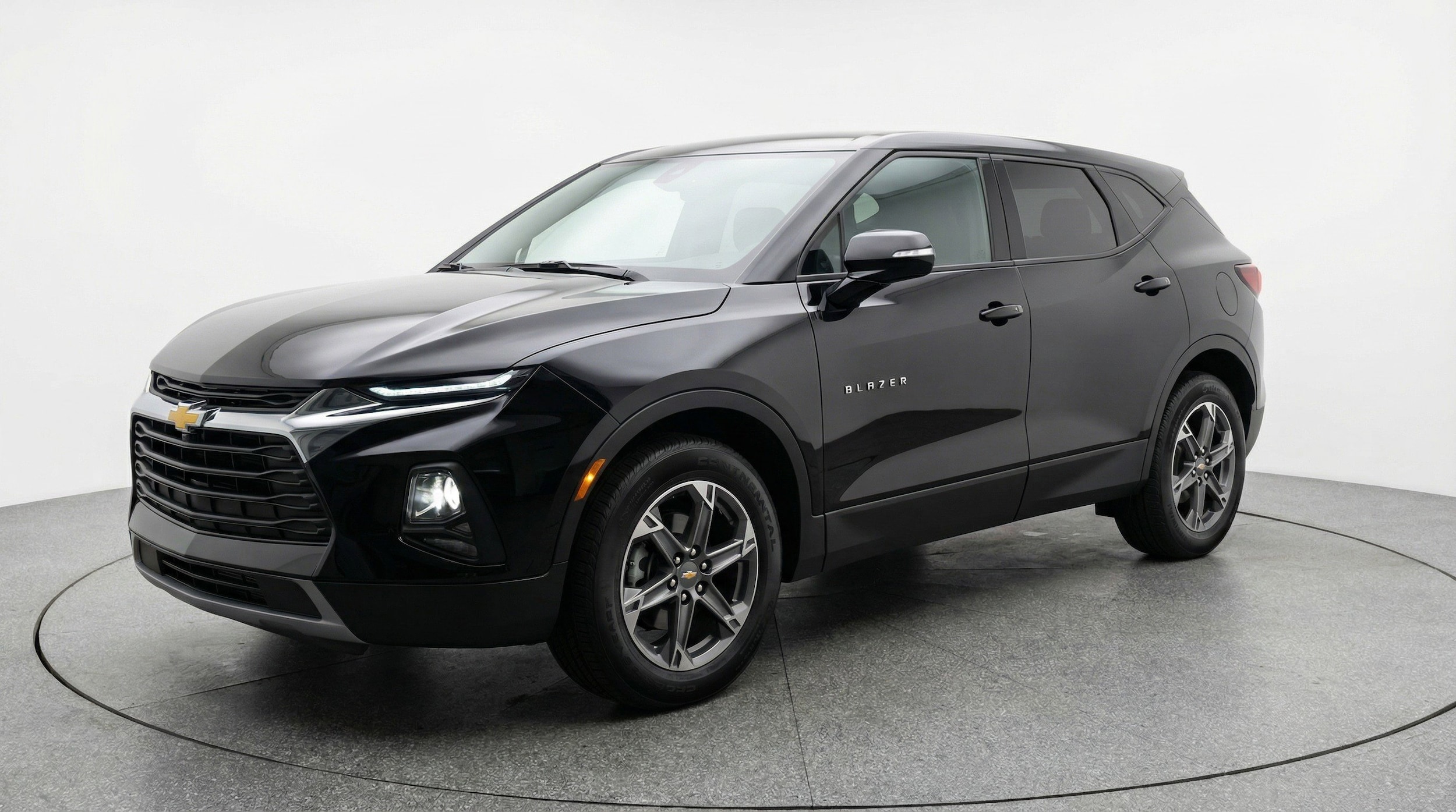 Thumbnail: 2025 Chevrolet Blazer - 3