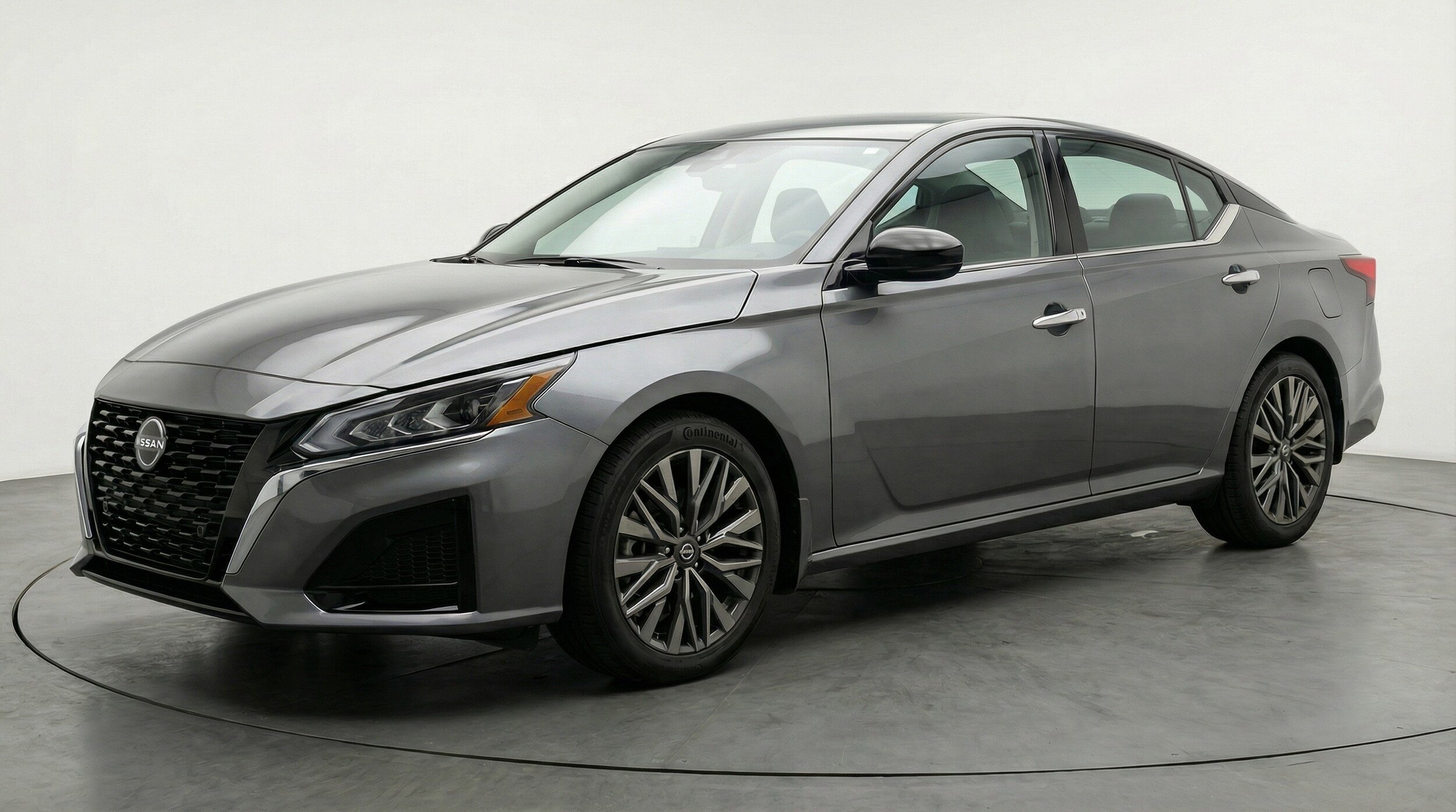 Thumbnail: 2025 Nissan Altima - 3
