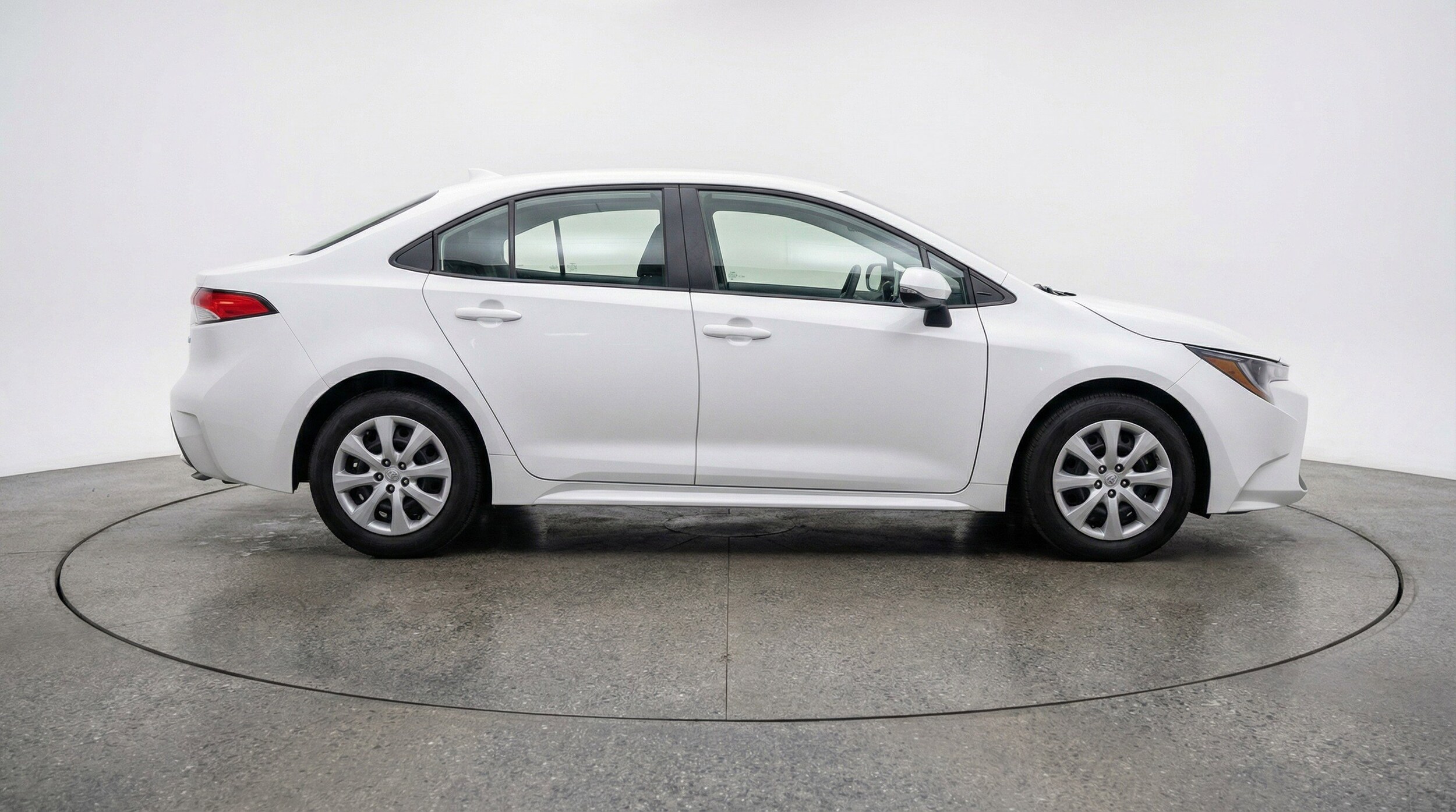 Thumbnail: 2025 Toyota Corolla - 11