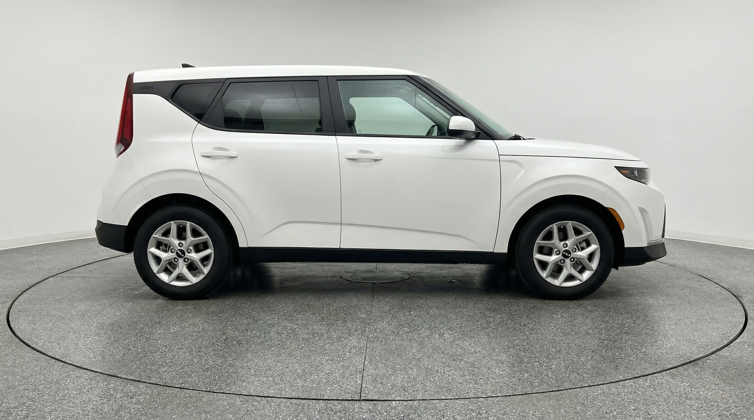 Thumbnail: 2025 Kia Soul - 8