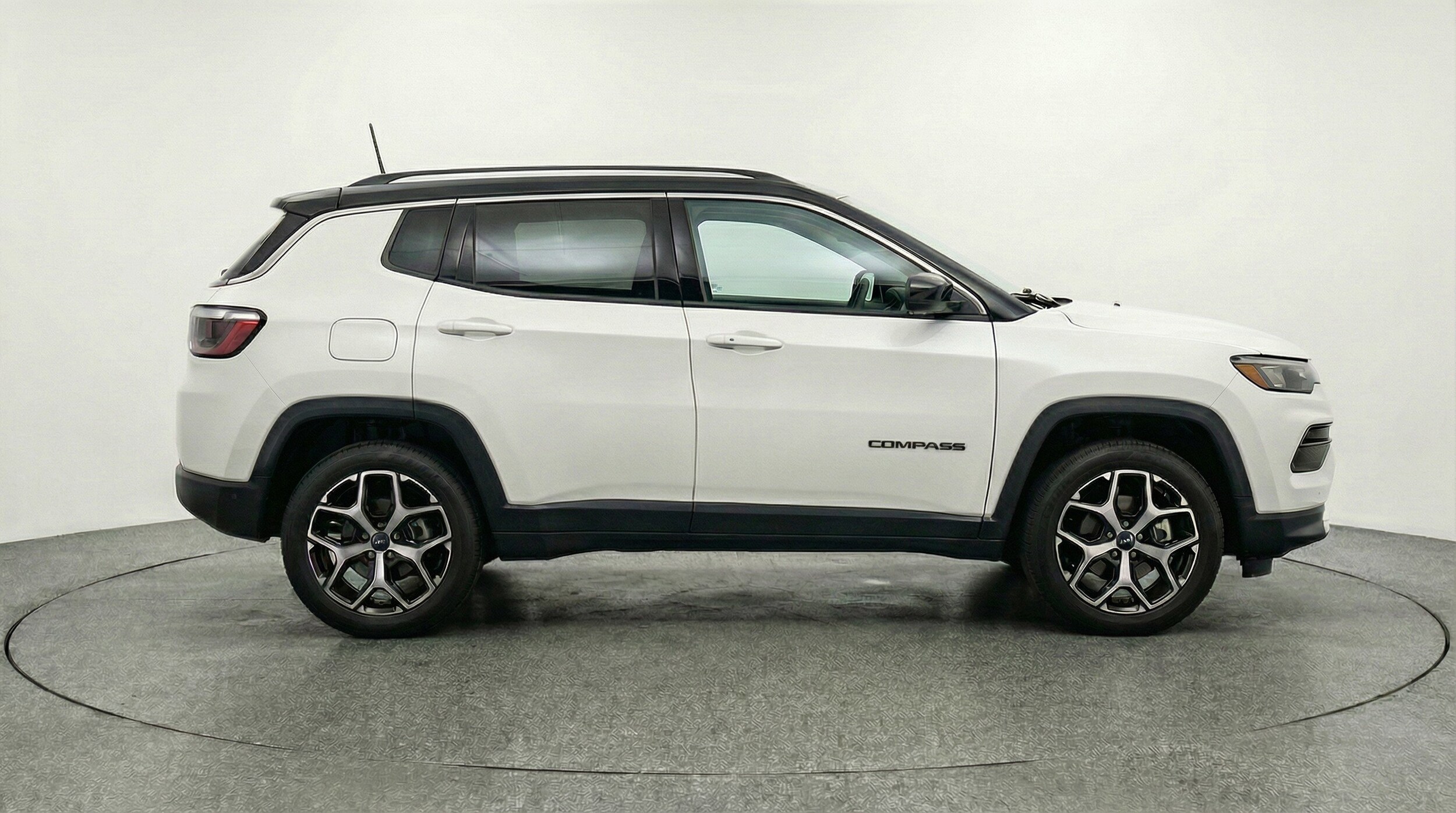 Thumbnail: 2025 Jeep Compass - 11