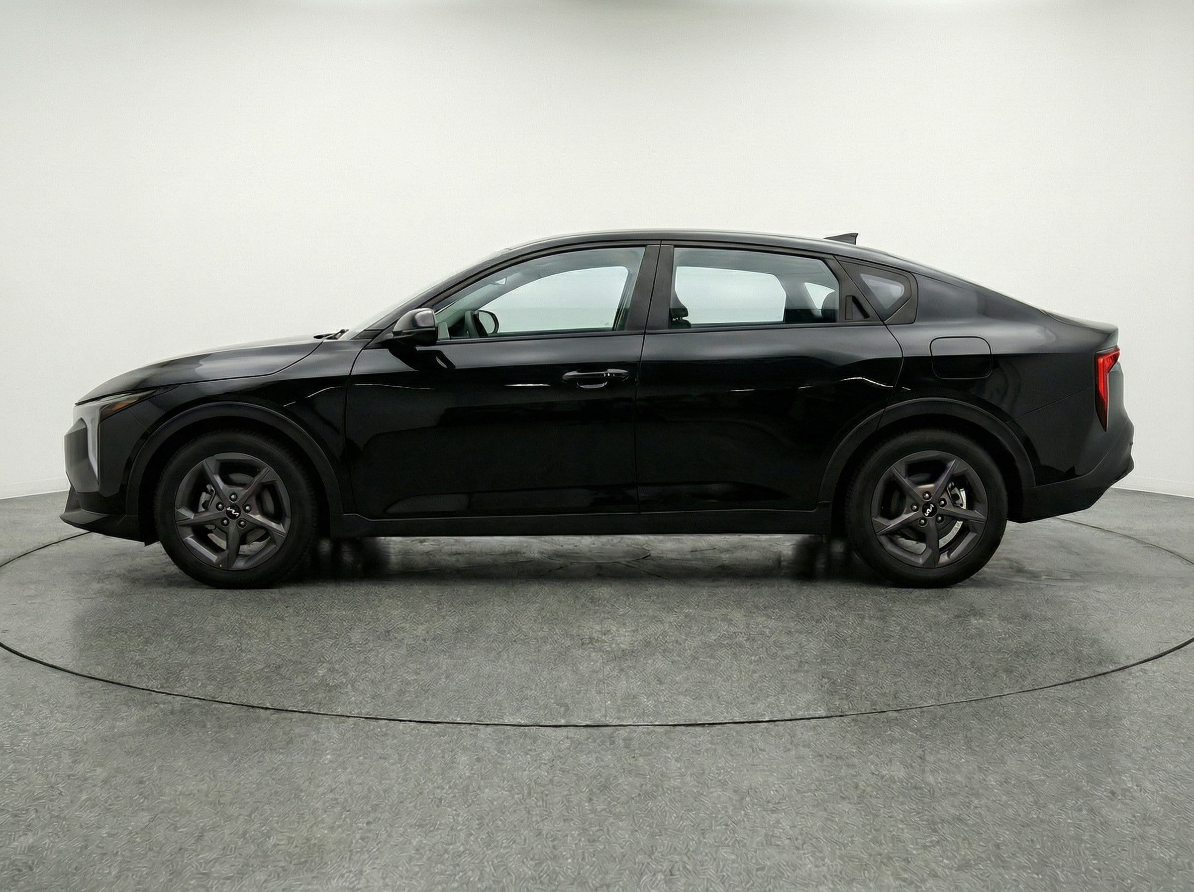 Thumbnail: 2025 Kia K4 - 4