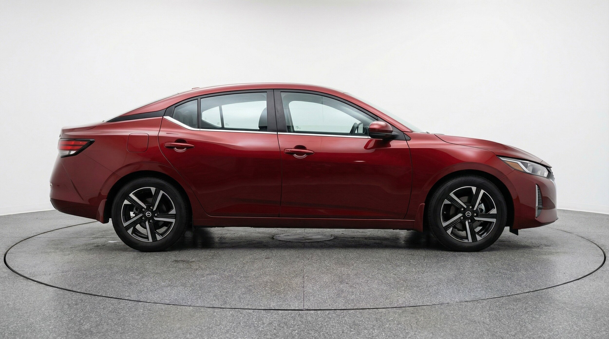 Thumbnail: 2025 Nissan Sentra - 11