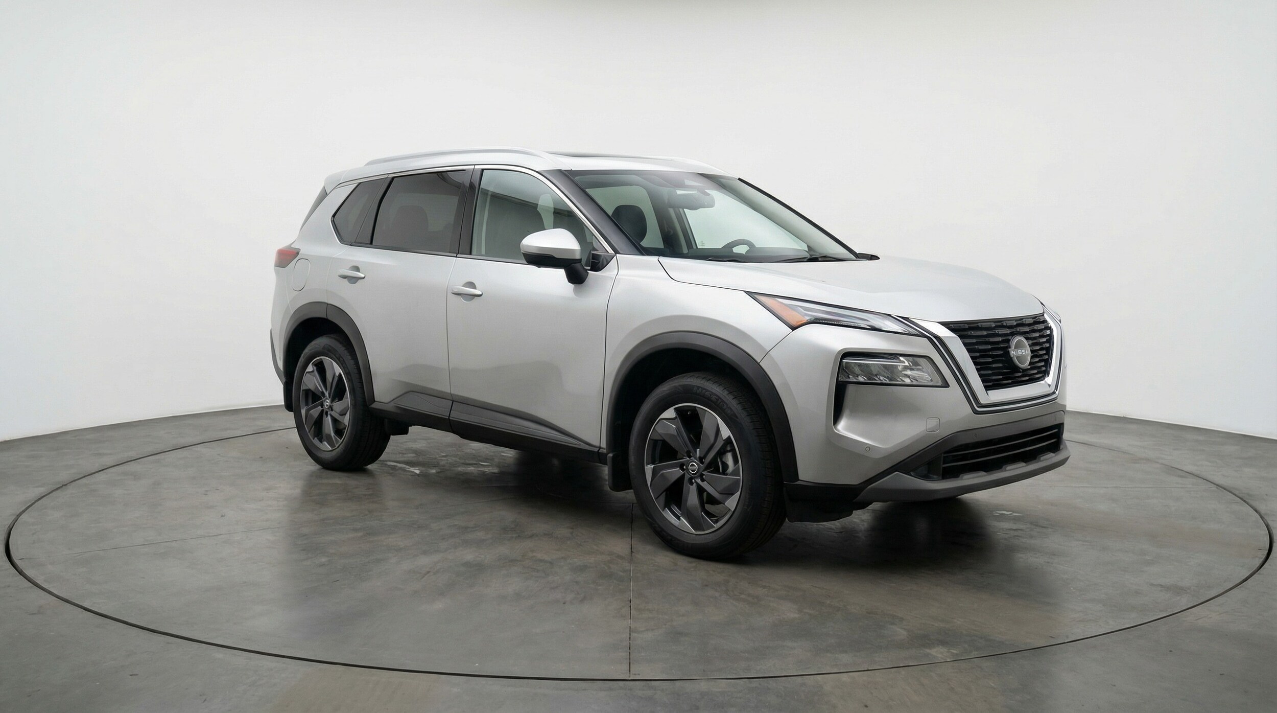 Thumbnail: 2025 Nissan Rogue - 1