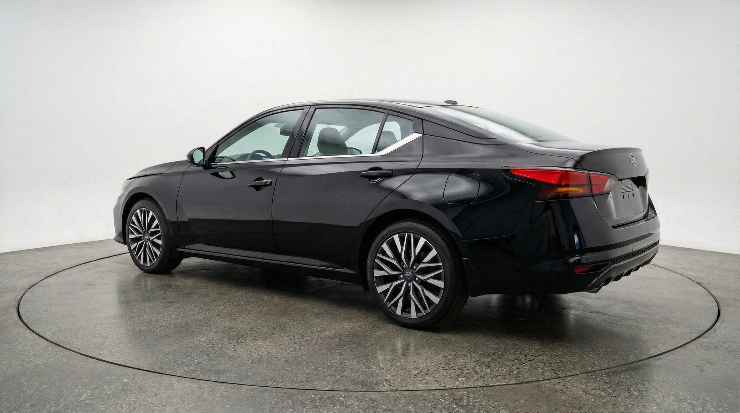 Thumbnail: 2025 Nissan Altima - 6