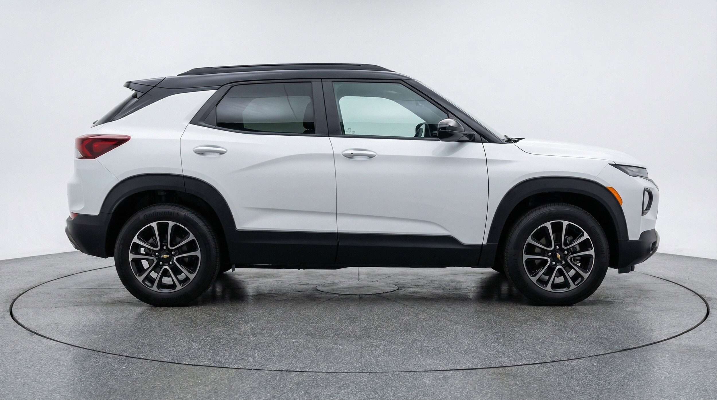 Thumbnail: 2025 Chevrolet TrailBlazer - 11