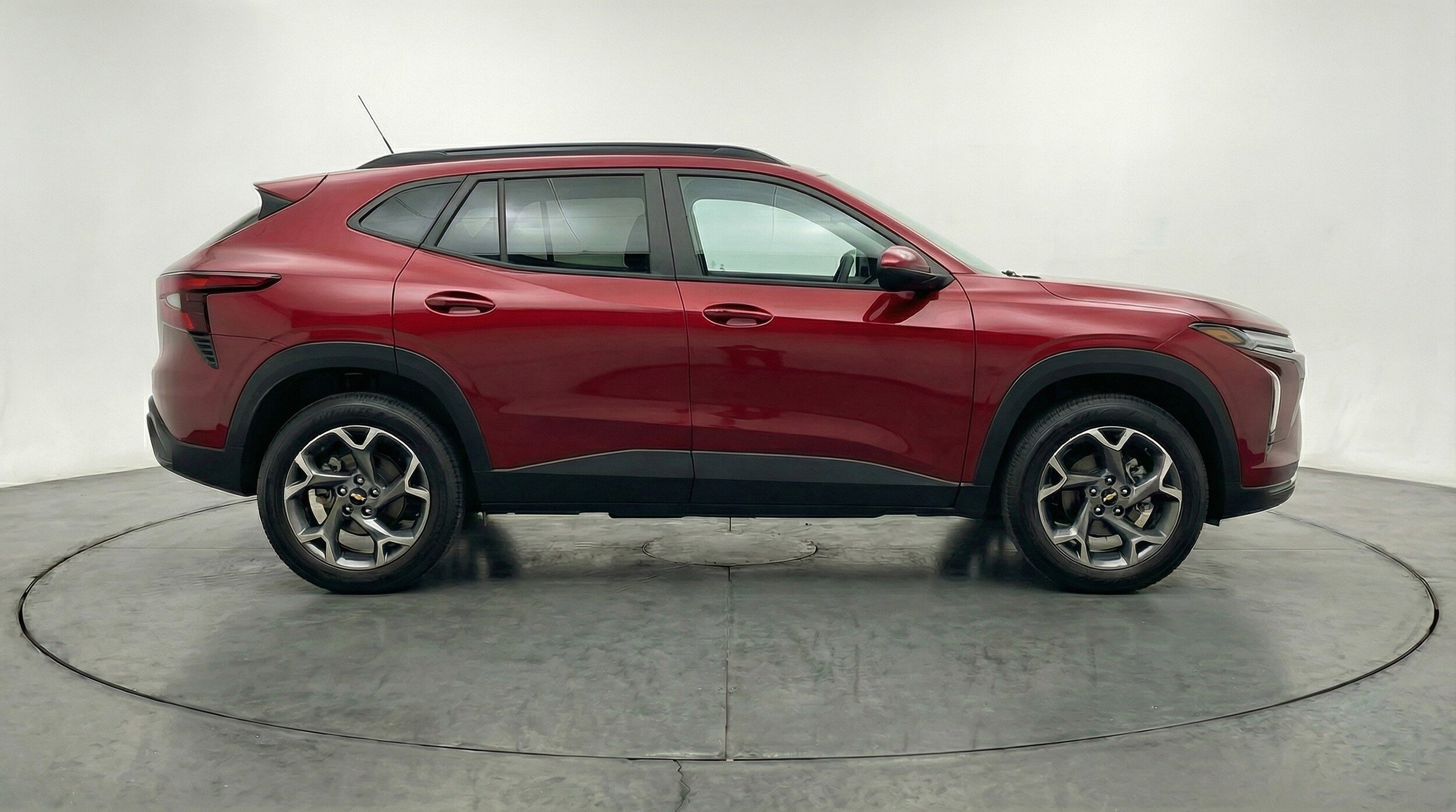 Thumbnail: 2025 Chevrolet Trax - 11