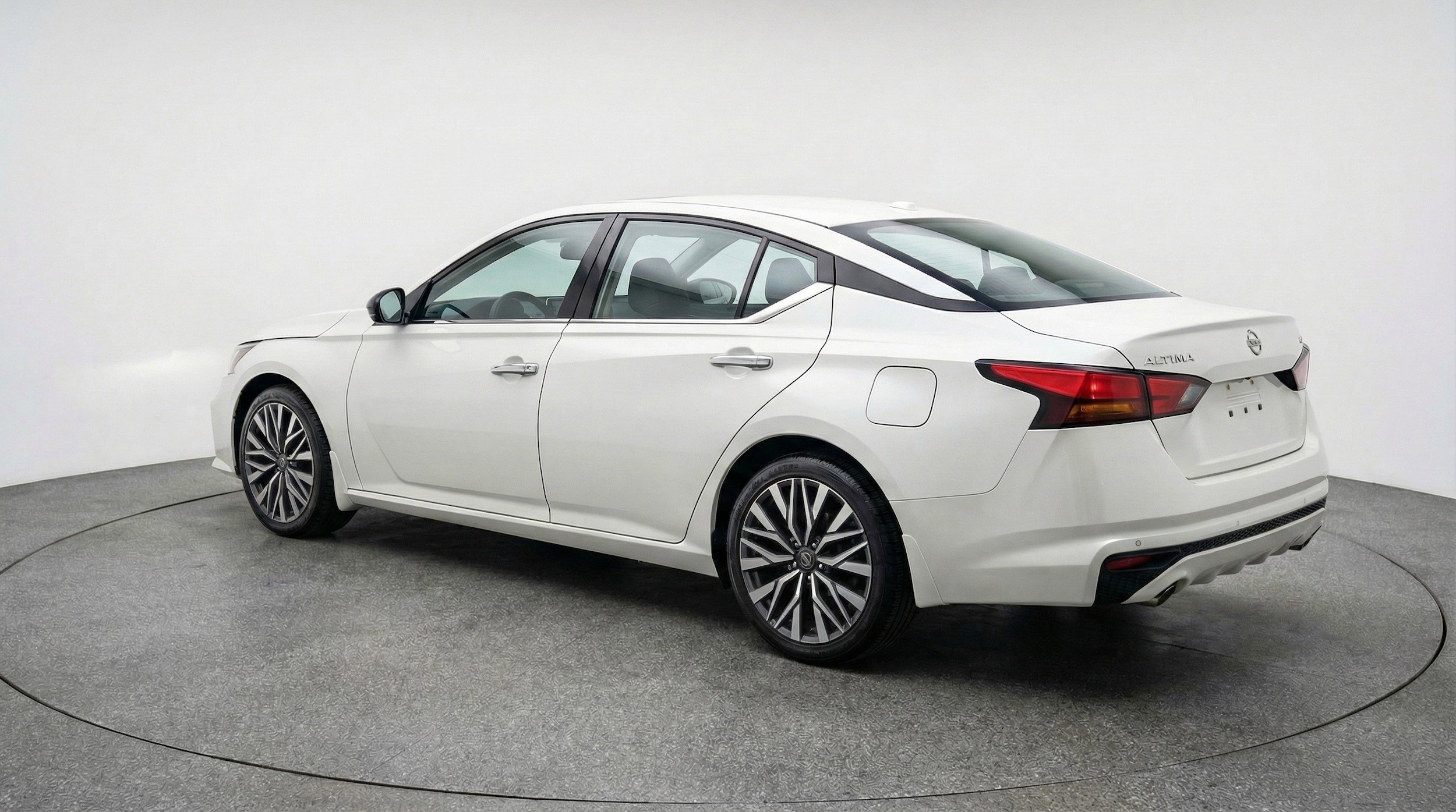 Thumbnail: 2025 Nissan Altima - 6