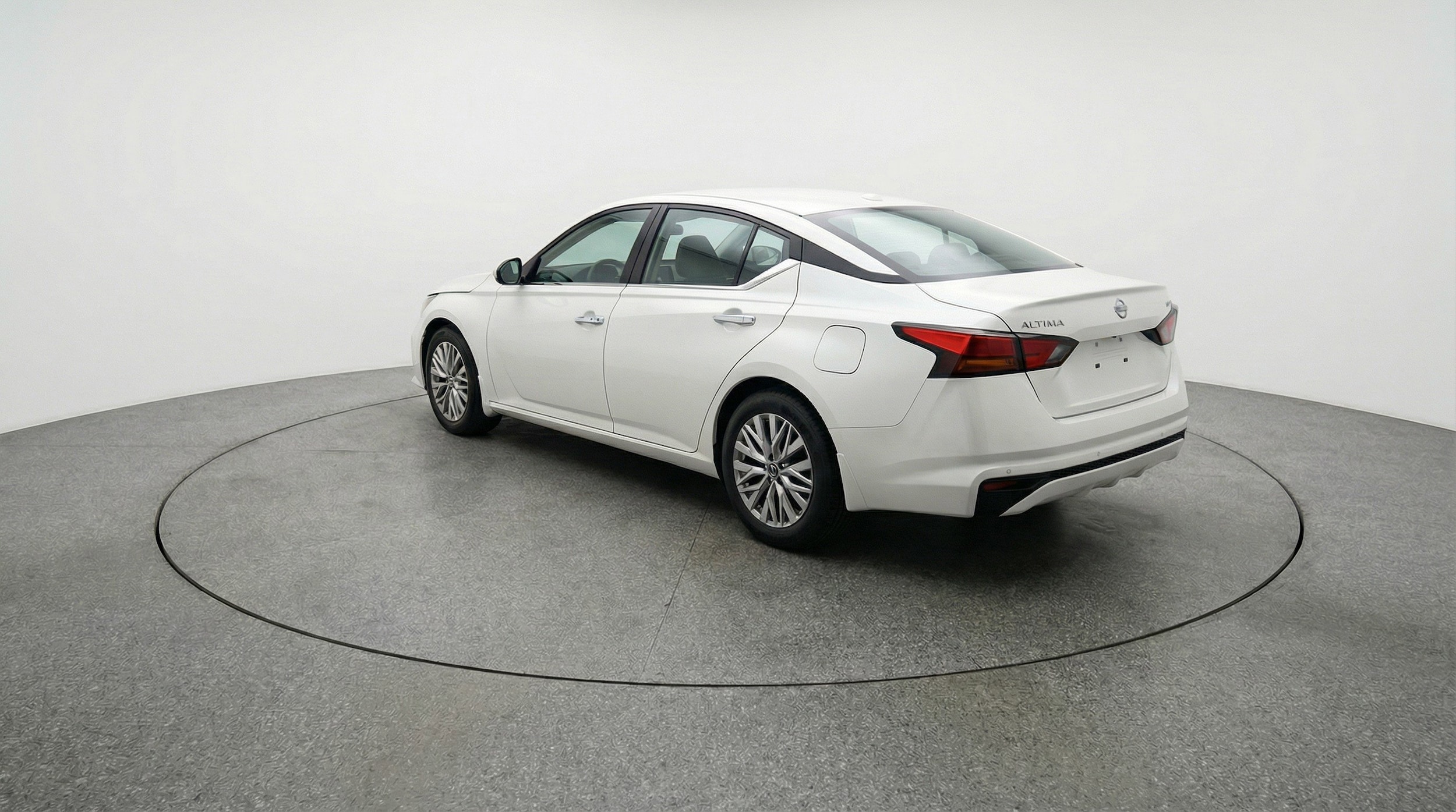 Thumbnail: 2025 Nissan Altima - 6