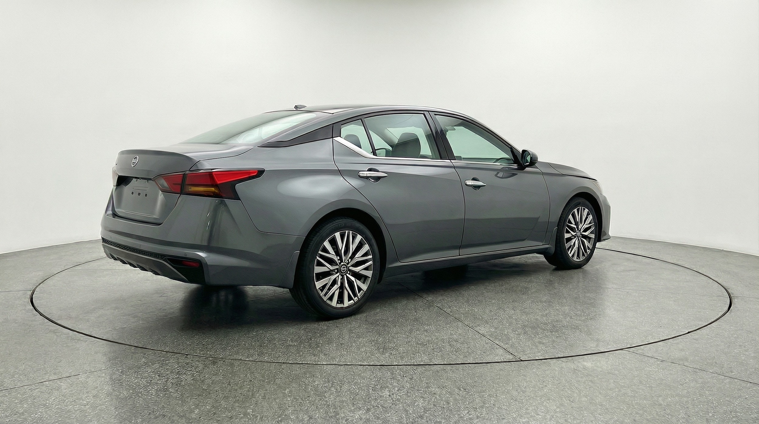 Thumbnail: 2025 Nissan Altima - 7