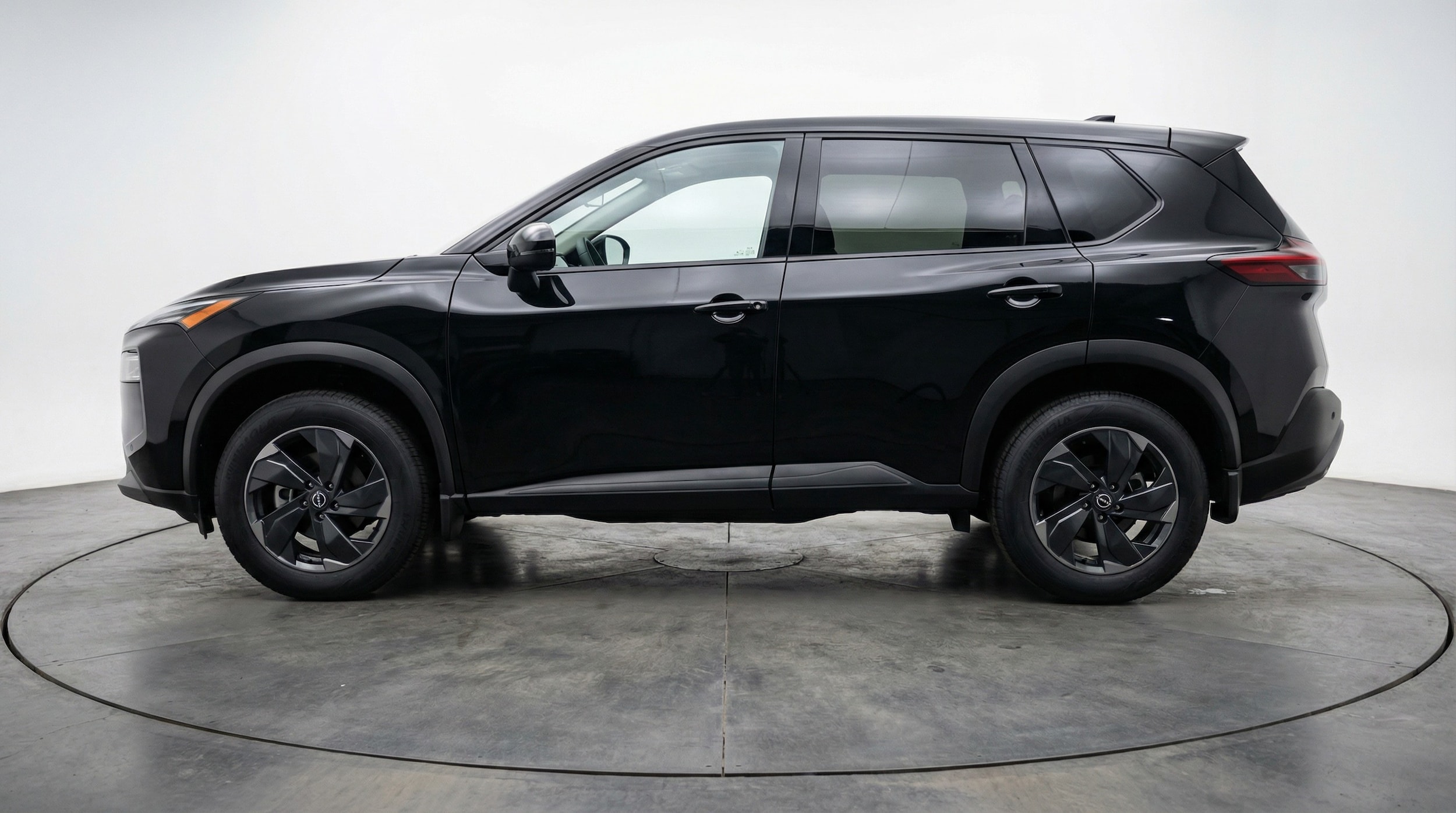 Thumbnail: 2025 Nissan Rogue - 4