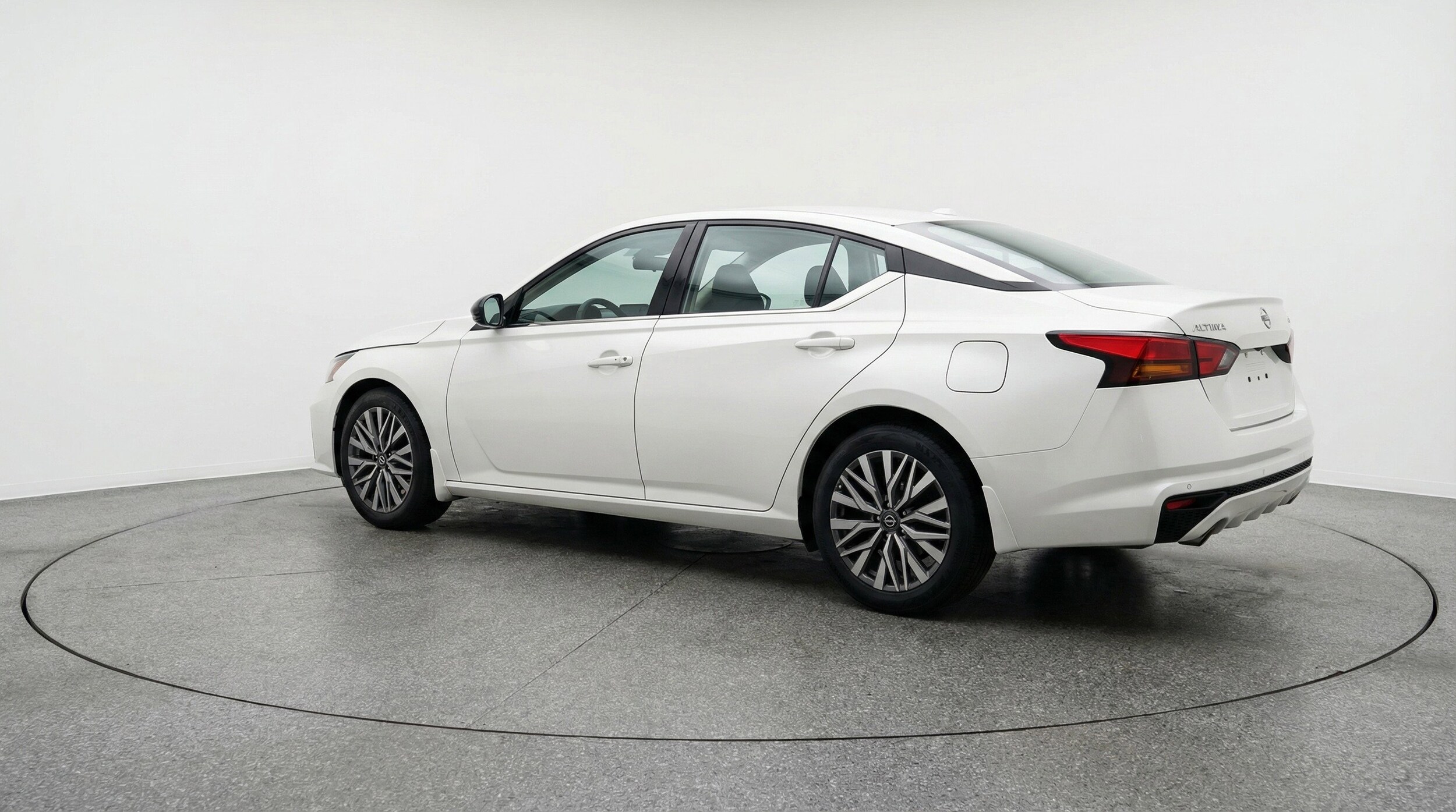 Thumbnail: 2025 Nissan Altima - 6