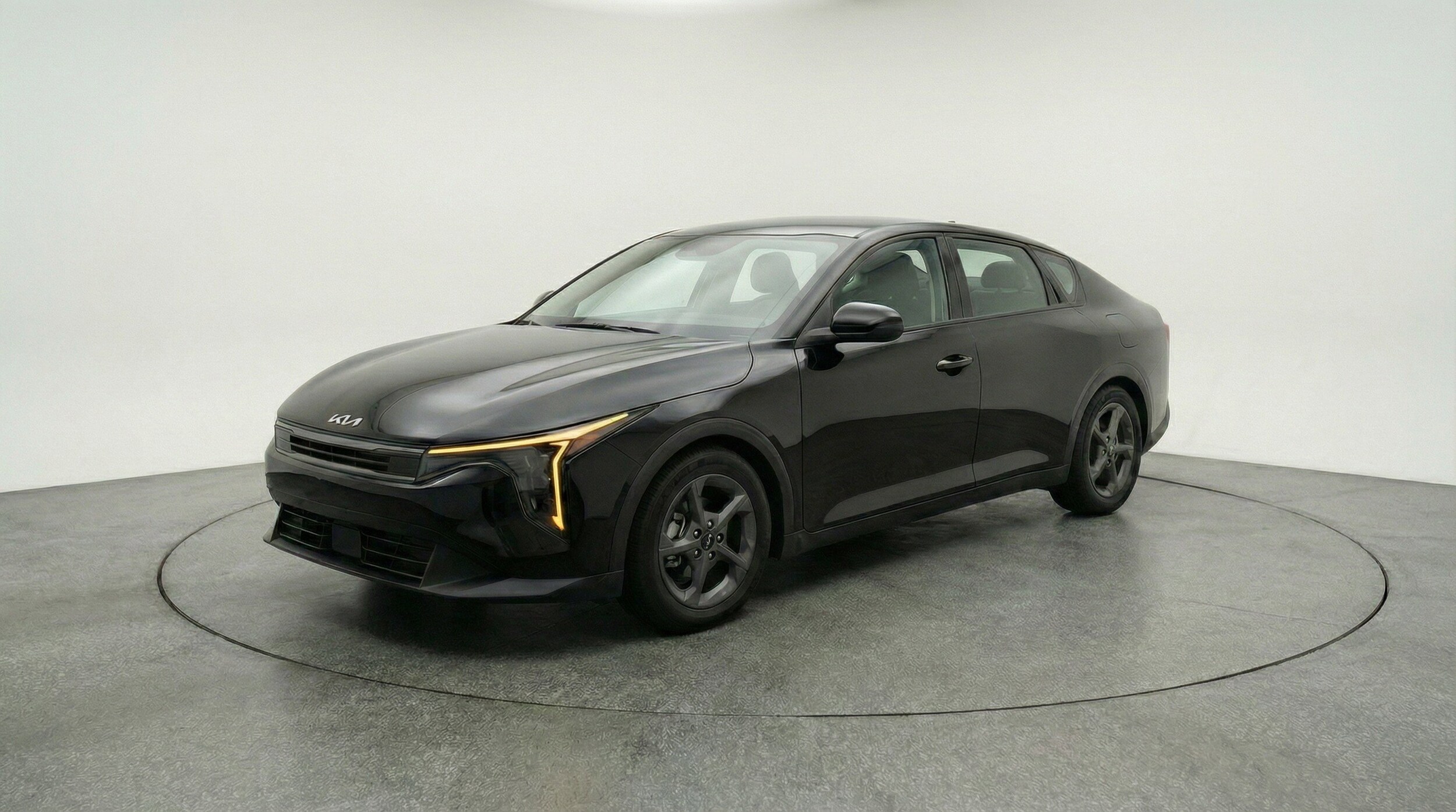 Thumbnail: 2025 Kia K4 - 3