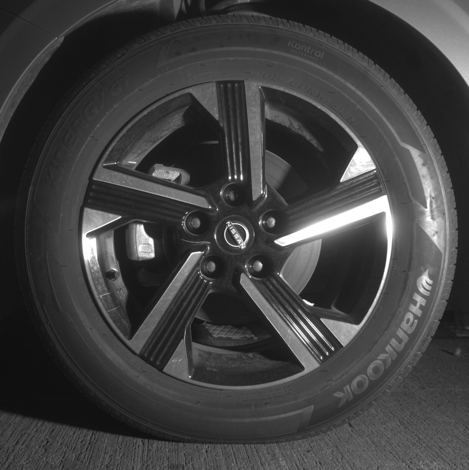 Thumbnail: 2025 Nissan Sentra - 9