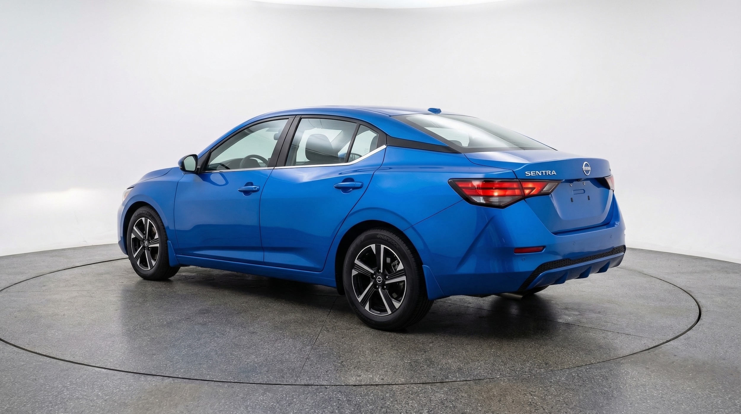 Thumbnail: 2025 Nissan Sentra - 5