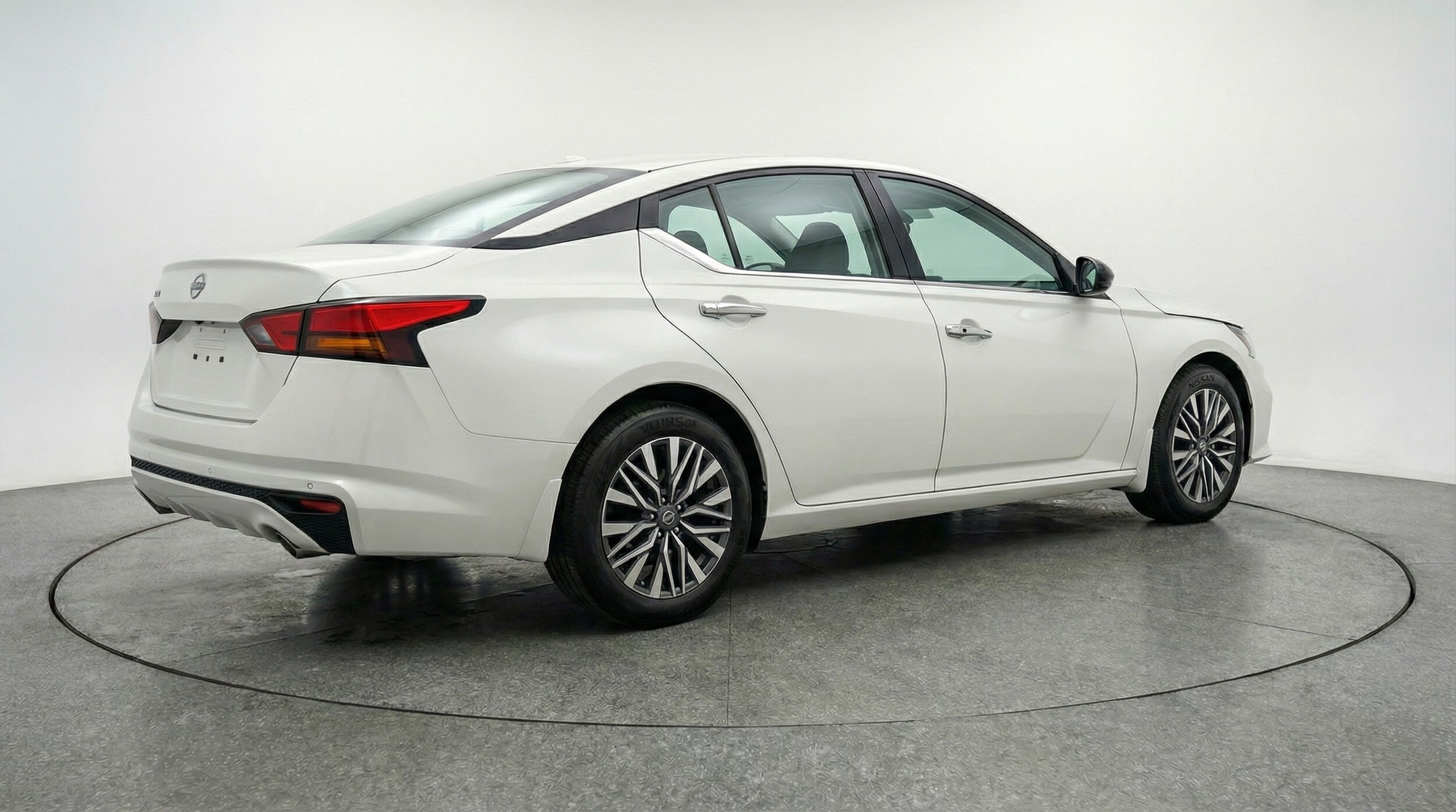 Thumbnail: 2025 Nissan Altima - 7