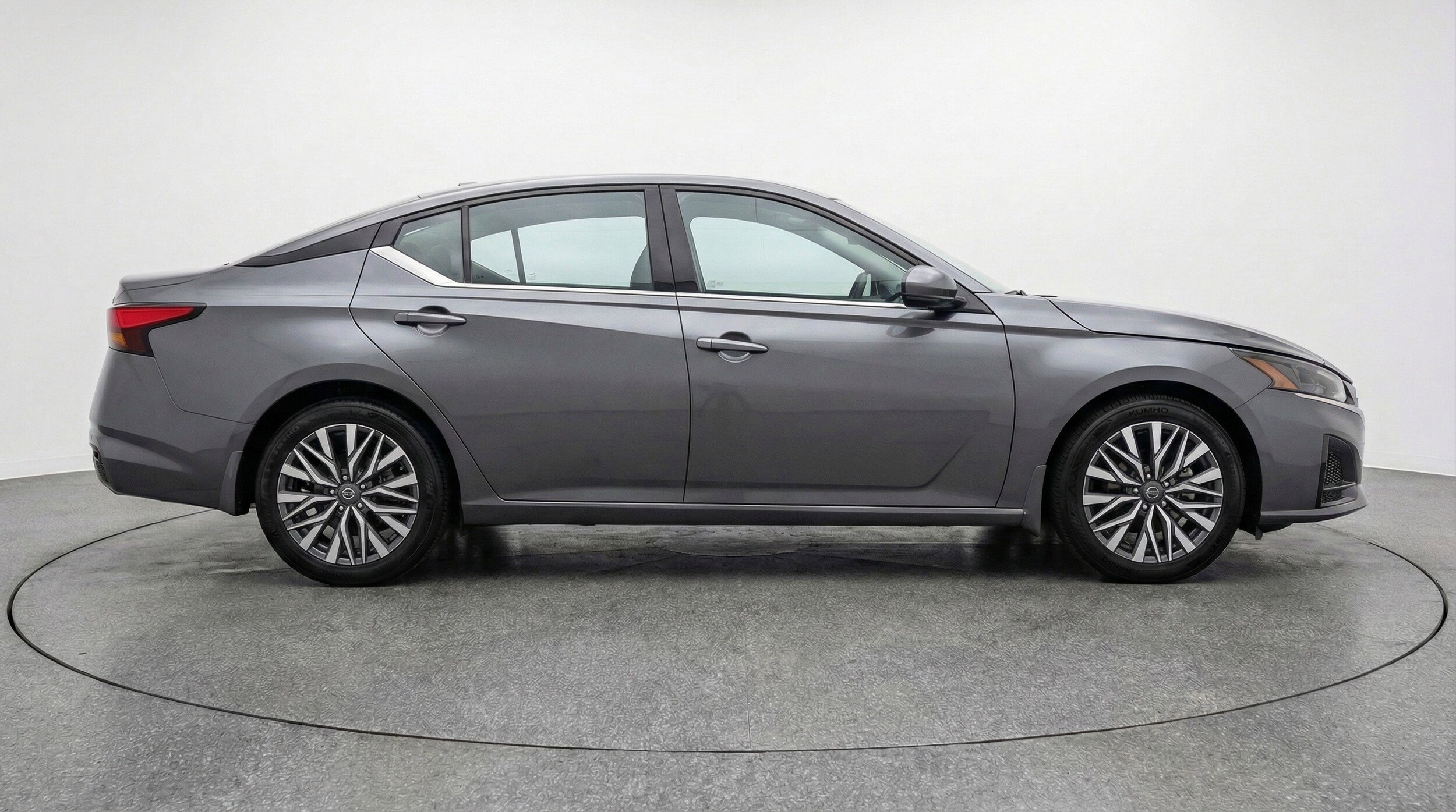 Thumbnail: 2025 Nissan Altima - 11